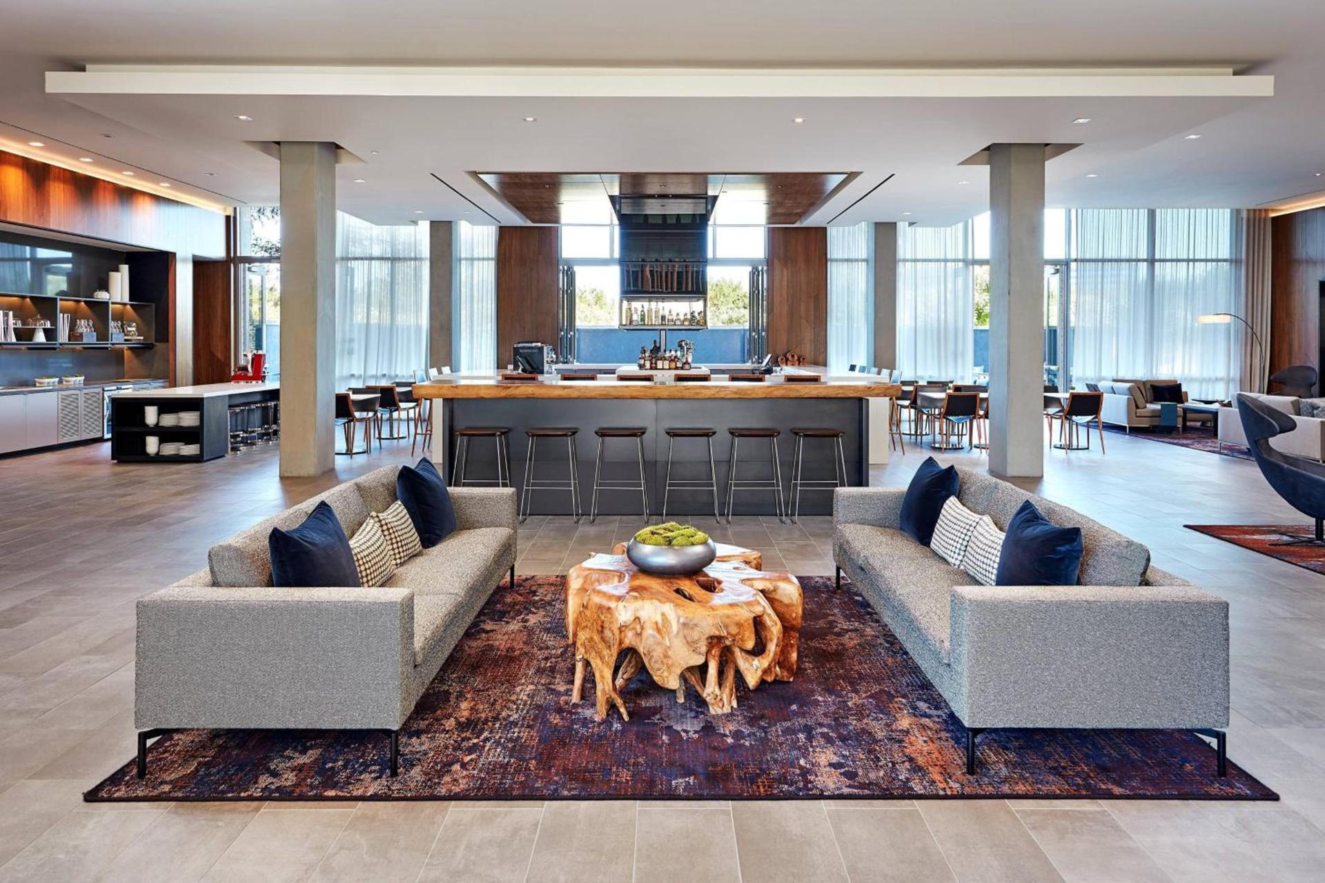AC Hotel by Marriott San Jose Santa Clara photo 9