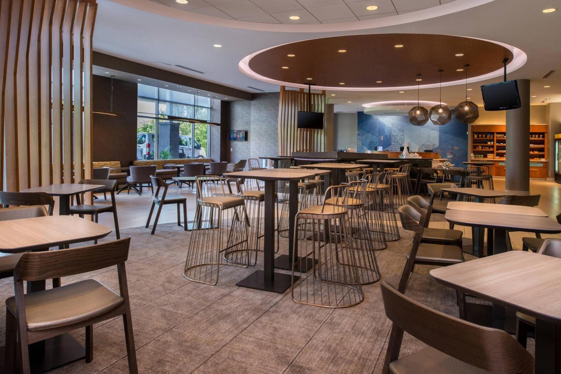 SpringHill Suites Pittsburgh Southside Works photo 3