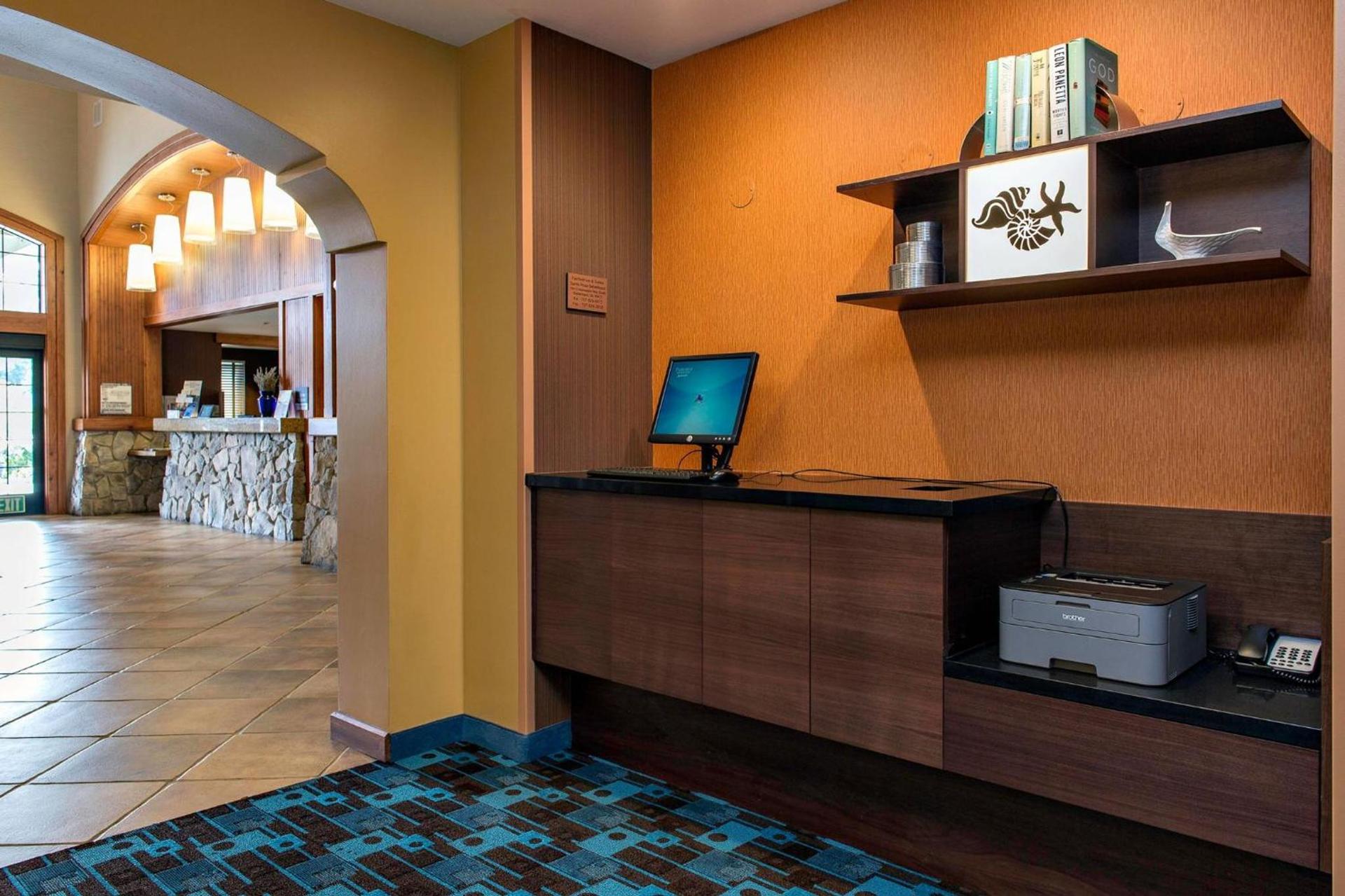 Fairfield Inn and Suites Santa Rosa Sebastopol photo 10