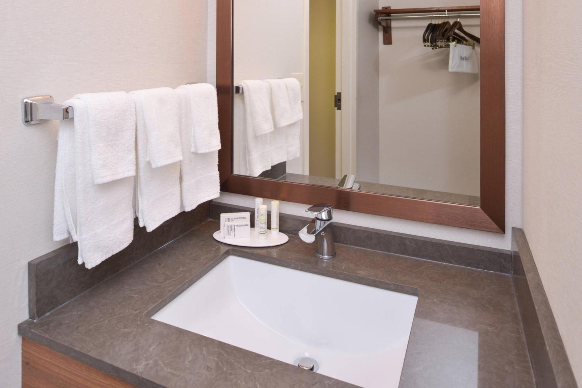 Fairfield Inn & Suites by Marriott Pittsburgh New Stanton photo 6