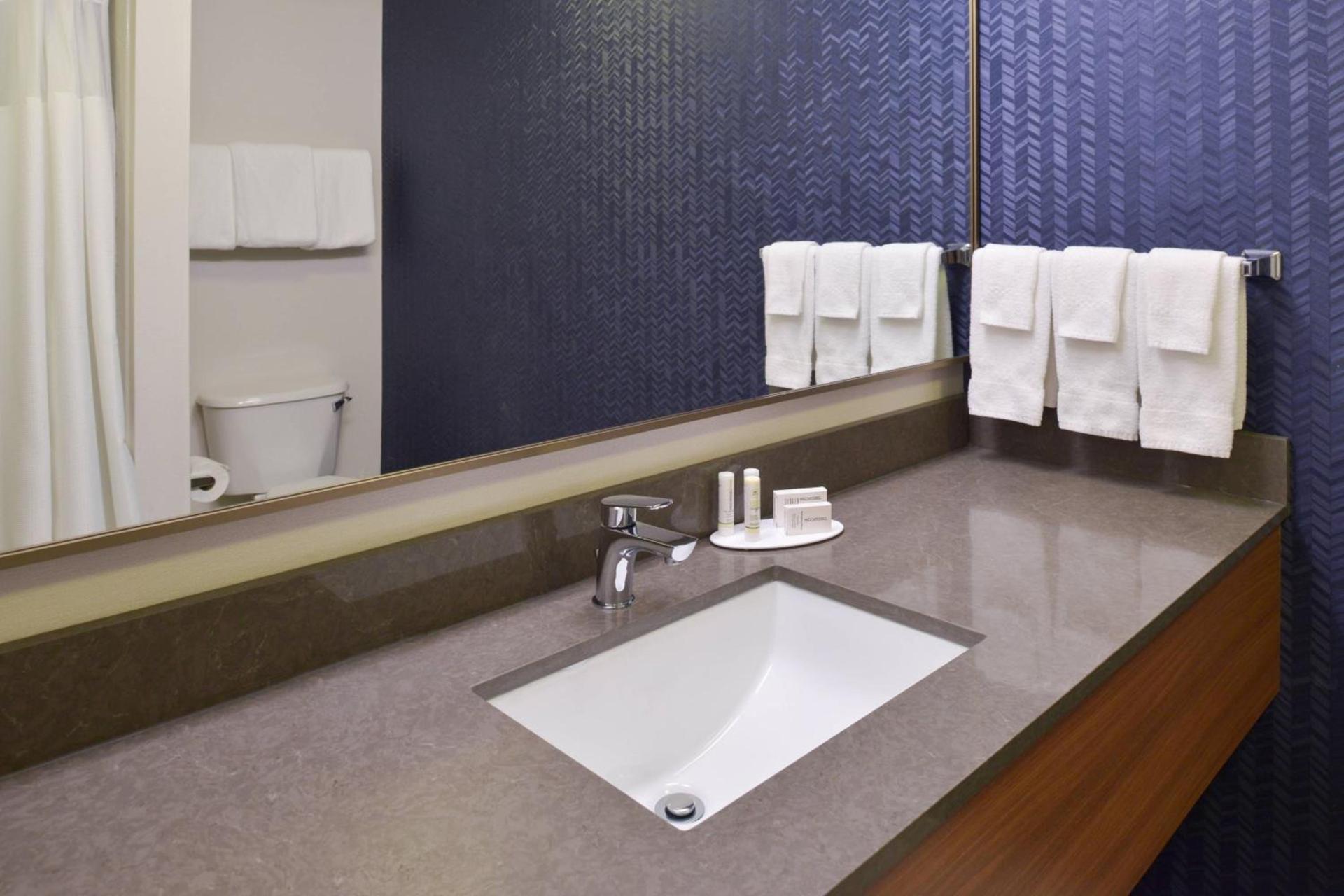 Fairfield Inn & Suites by Marriott Pittsburgh New Stanton photo 13