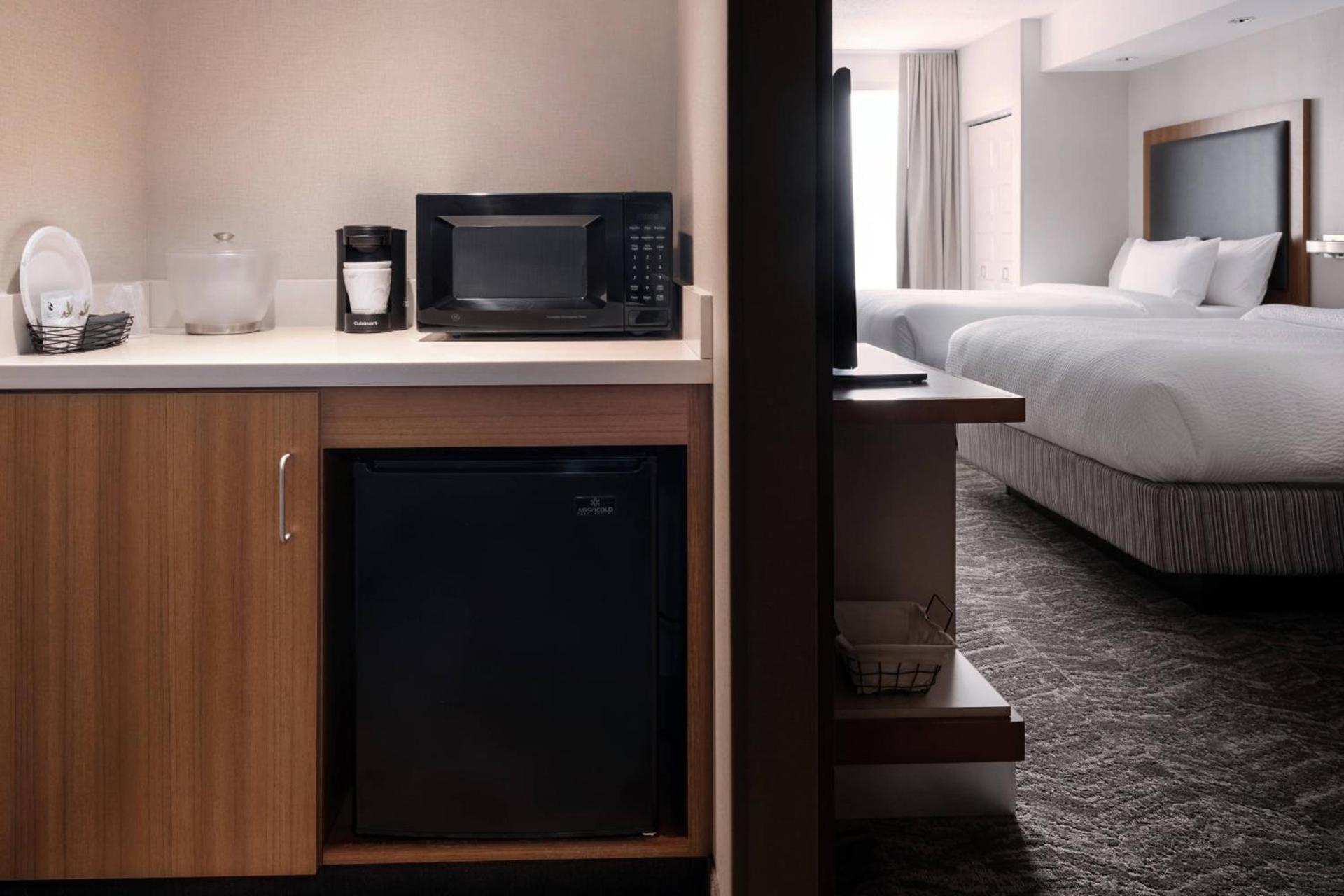 SpringHill Suites by Marriott Syracuse Carrier Circle photo 8