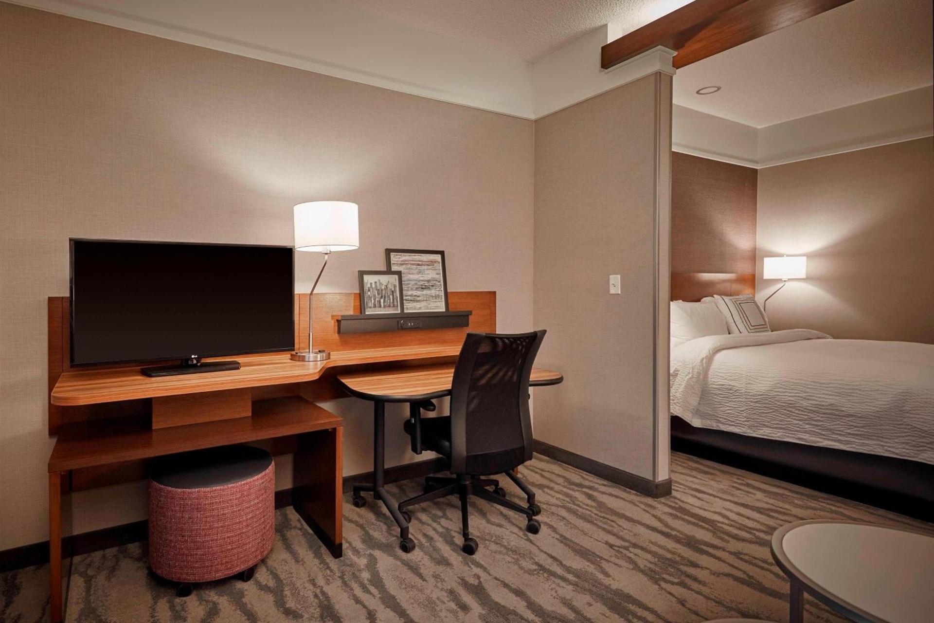 Fairfield Inn & Suites by Marriott Grand Mound Centralia photo 20