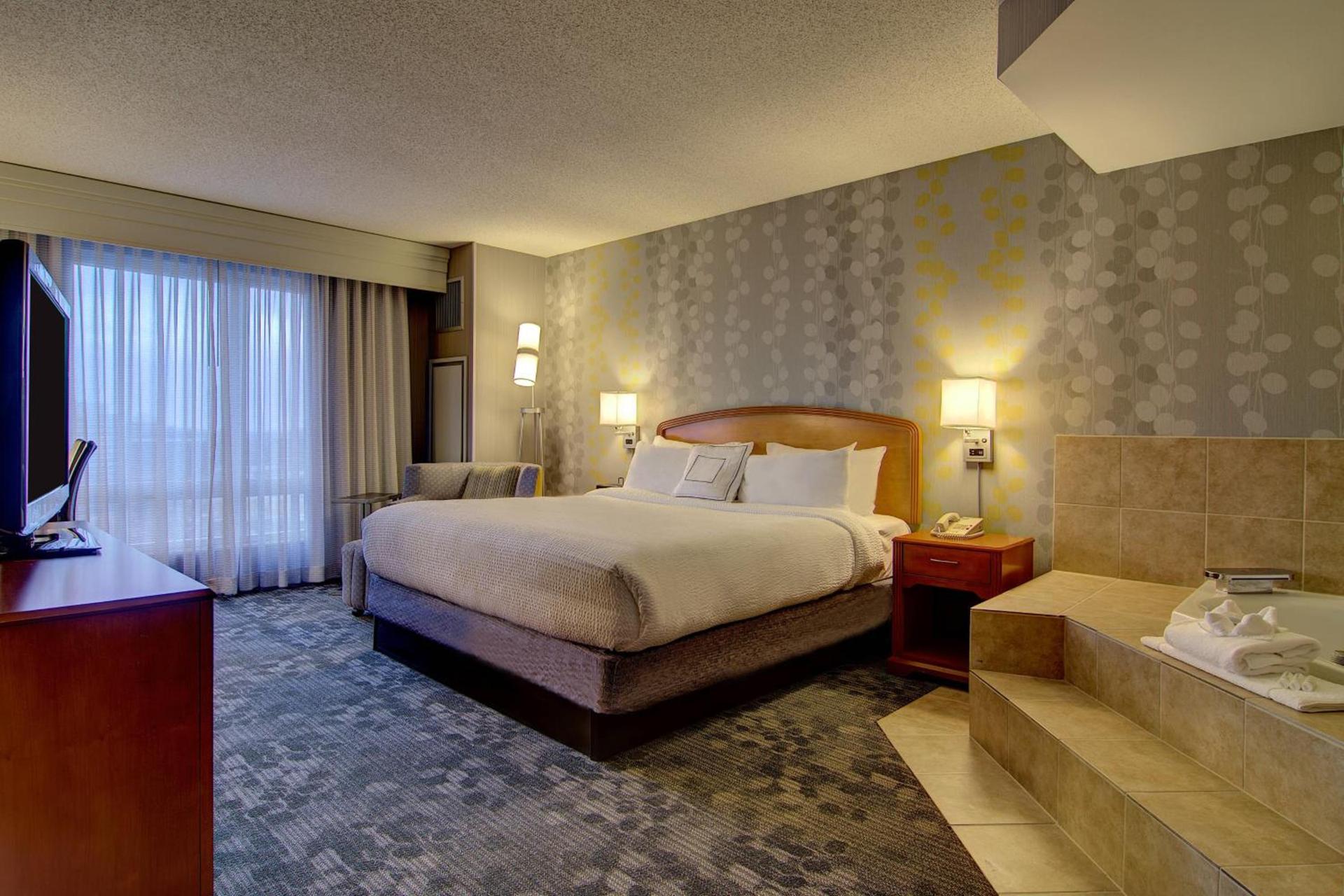 Courtyard by Marriott Tysons McLean photo 8