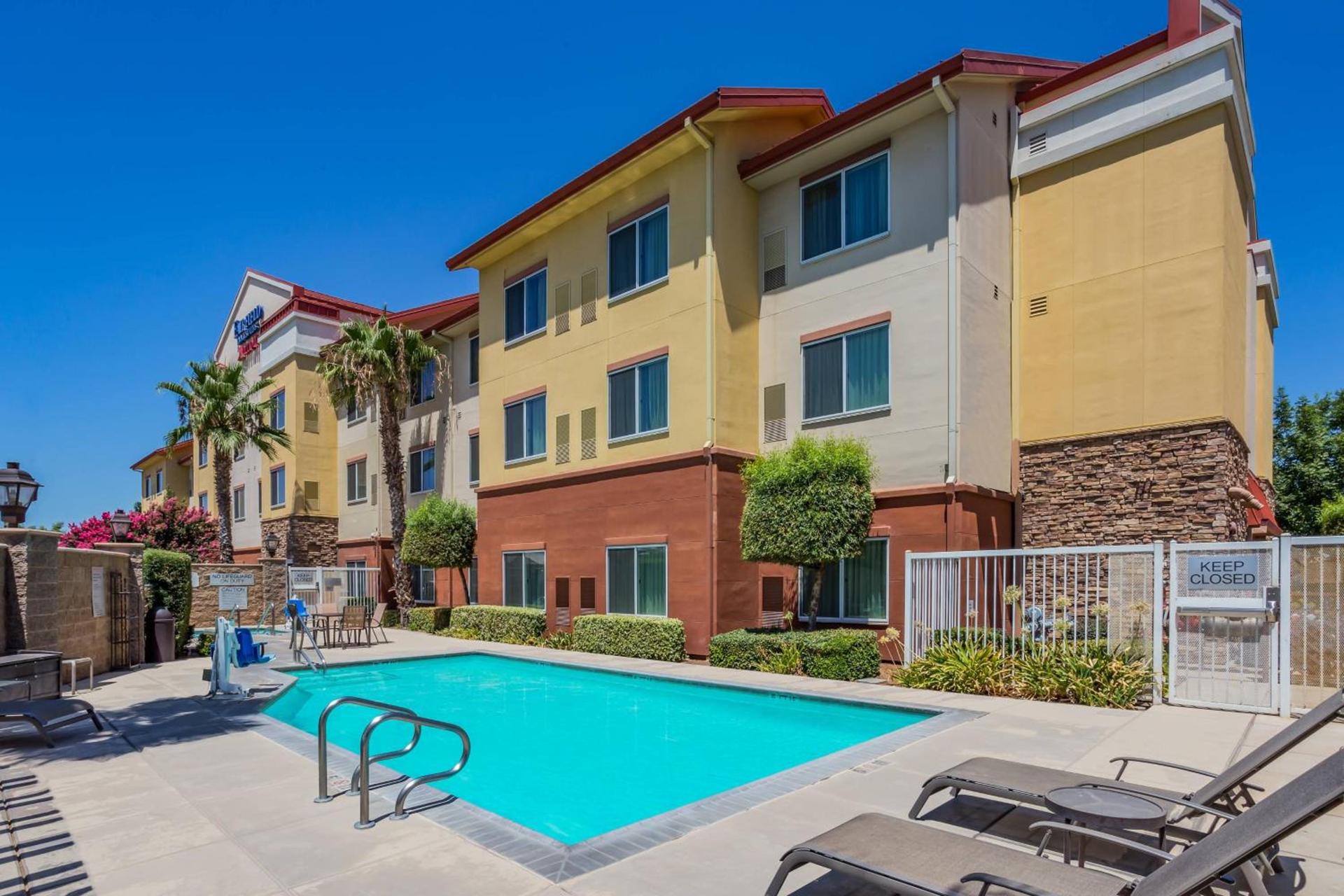 Fairfield Inn and Suites Turlock photo 18