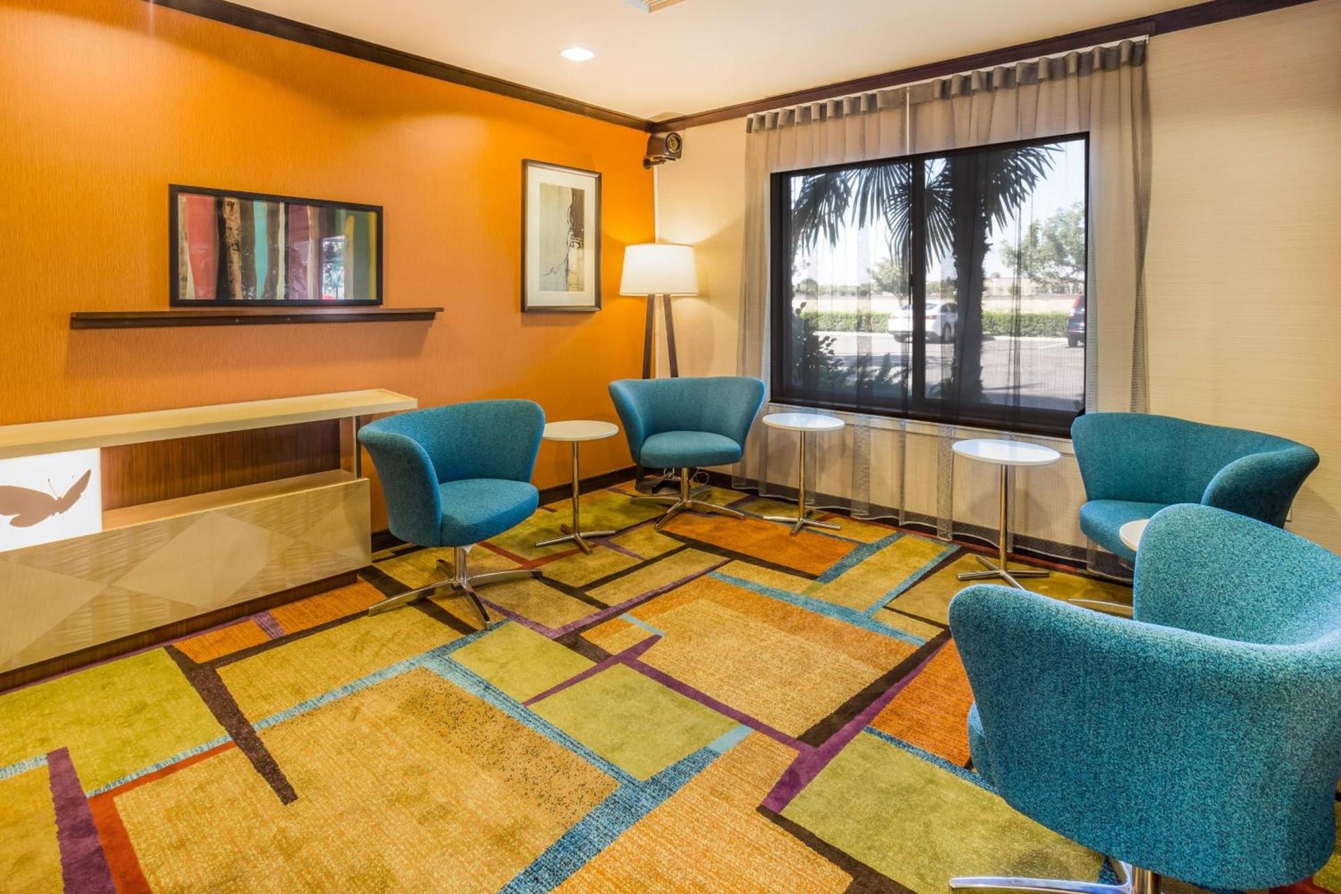 Fairfield Inn and Suites Turlock photo 4