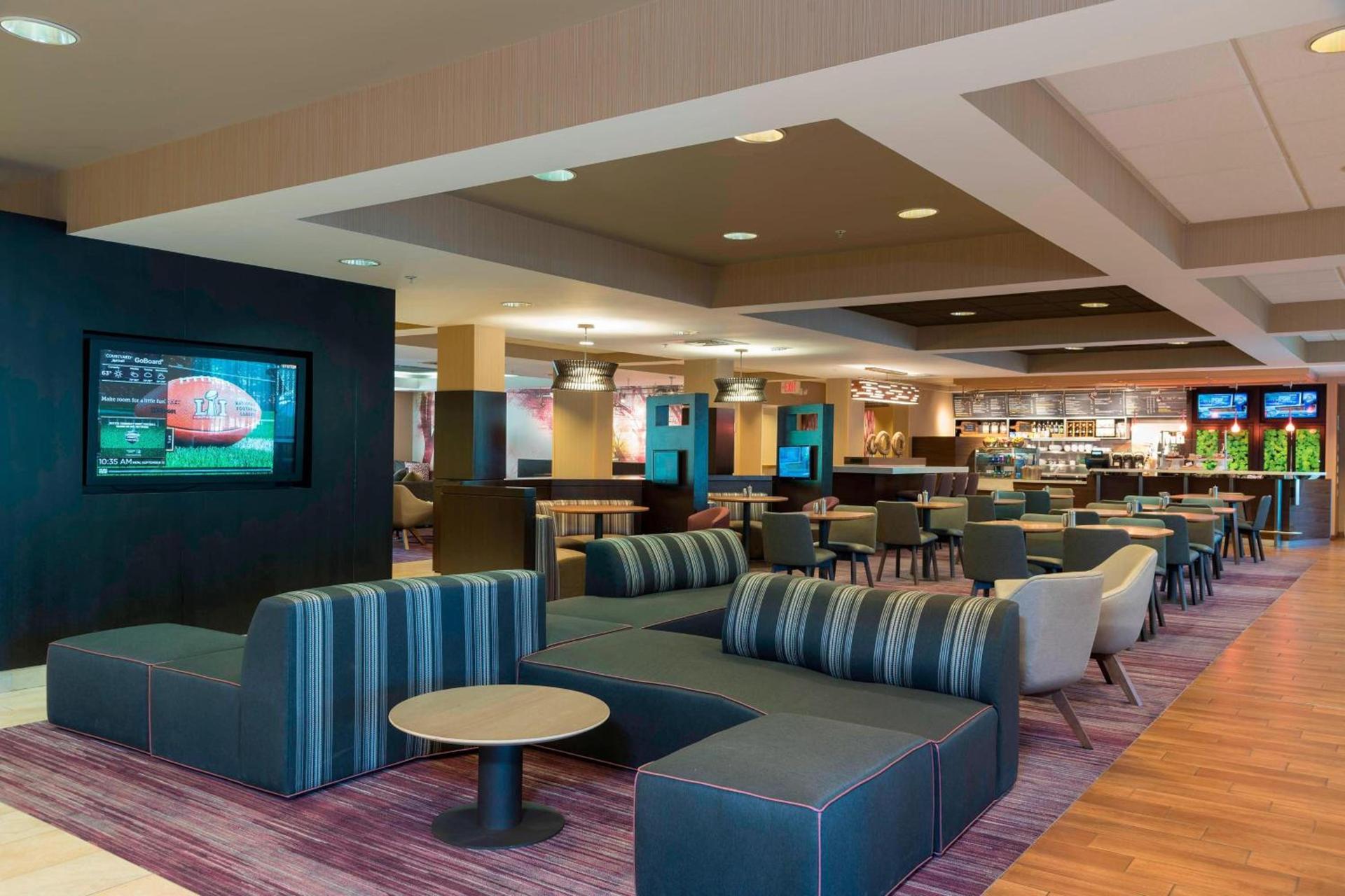 Courtyard by Marriott Traverse City photo 5
