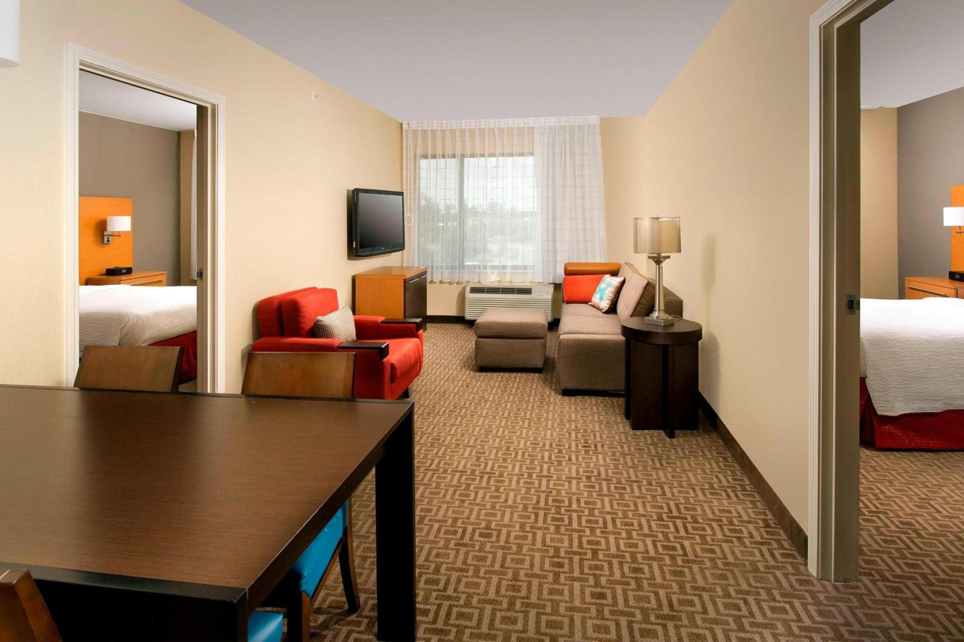 TownePlace Suites by Marriott Lexington Park Patuxent River Naval Air Station photo 9