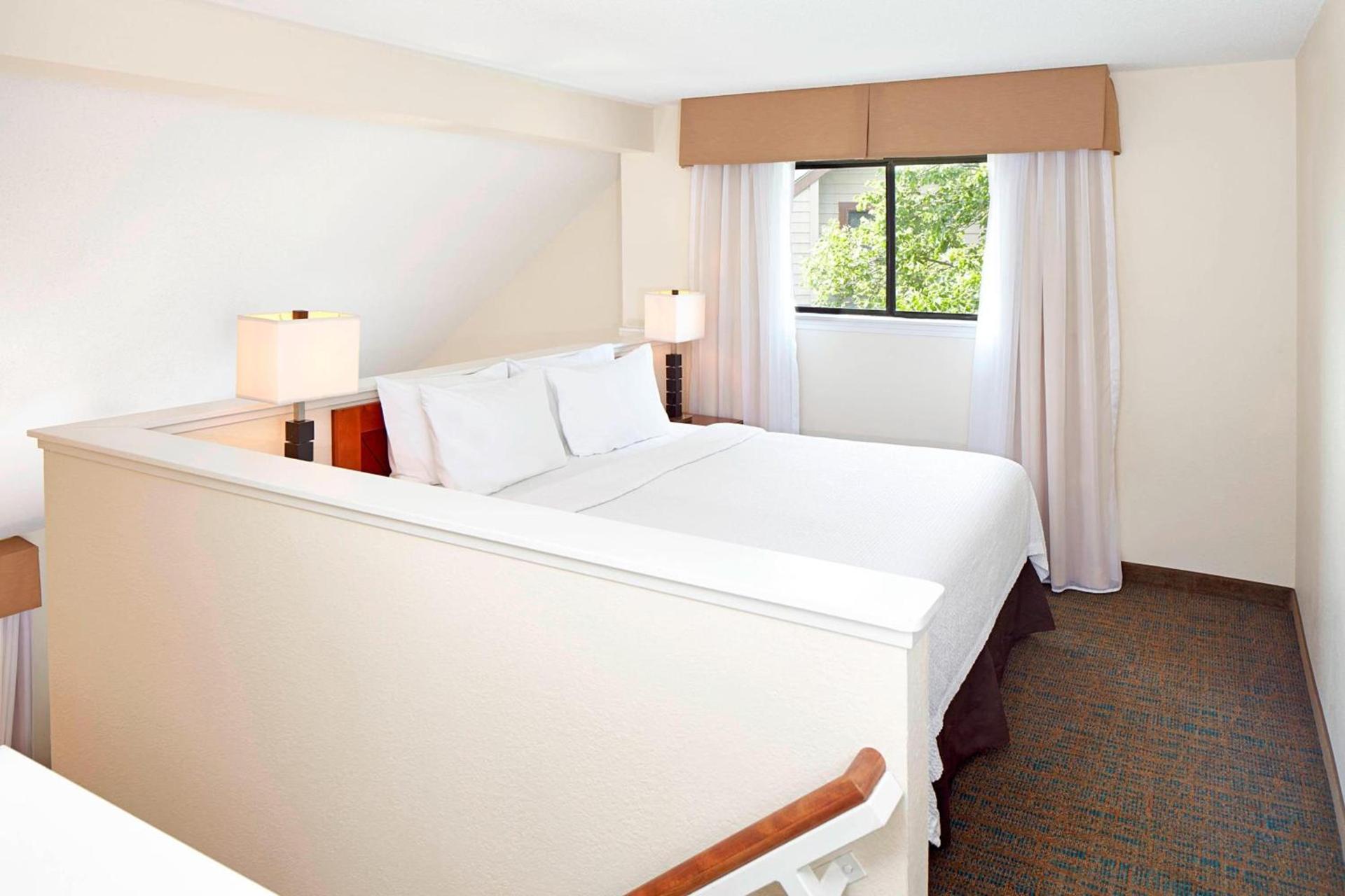 Residence Inn Minneapolis Eden Prairie photo 8