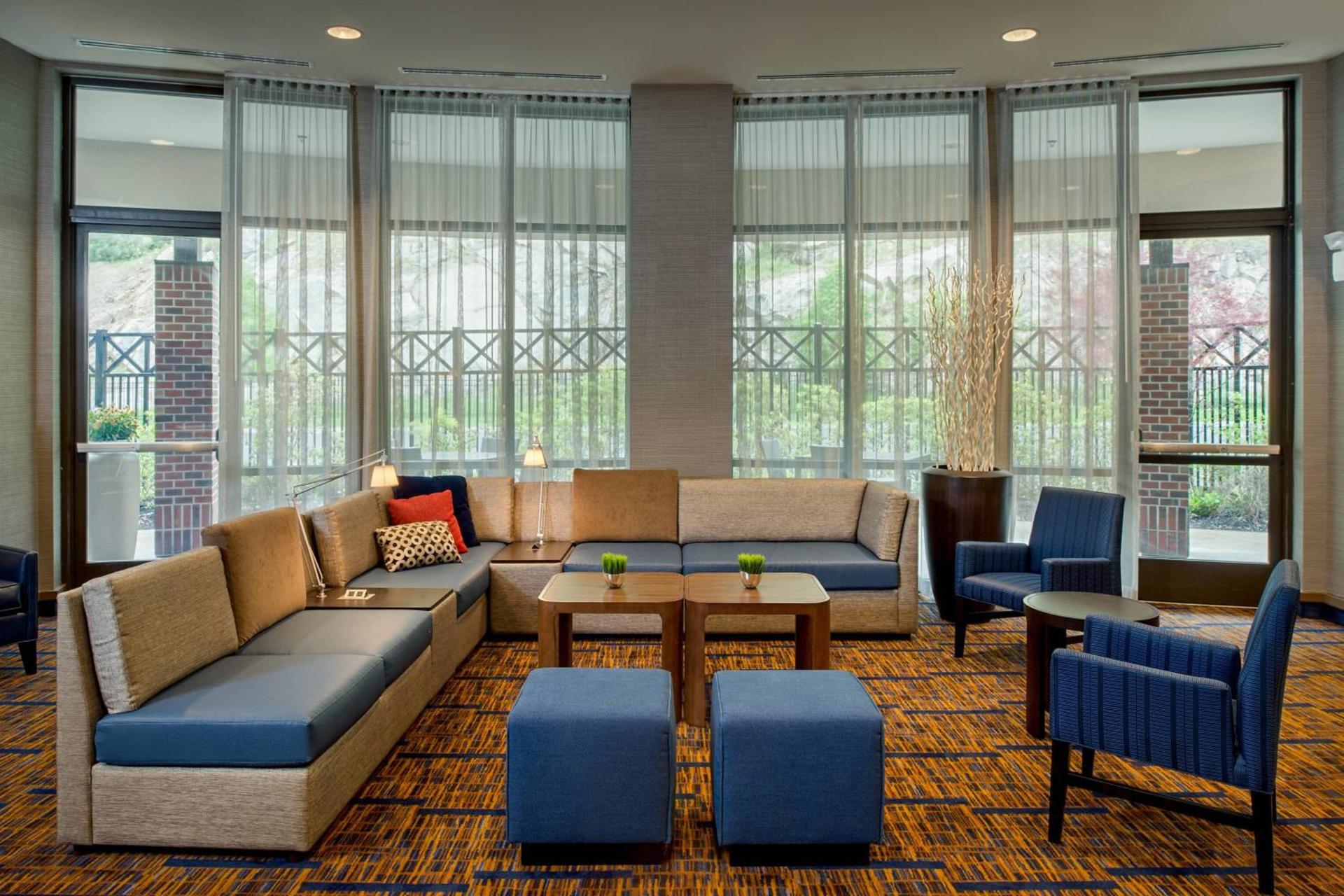 Courtyard by Marriott Hanover Lebanon photo 3