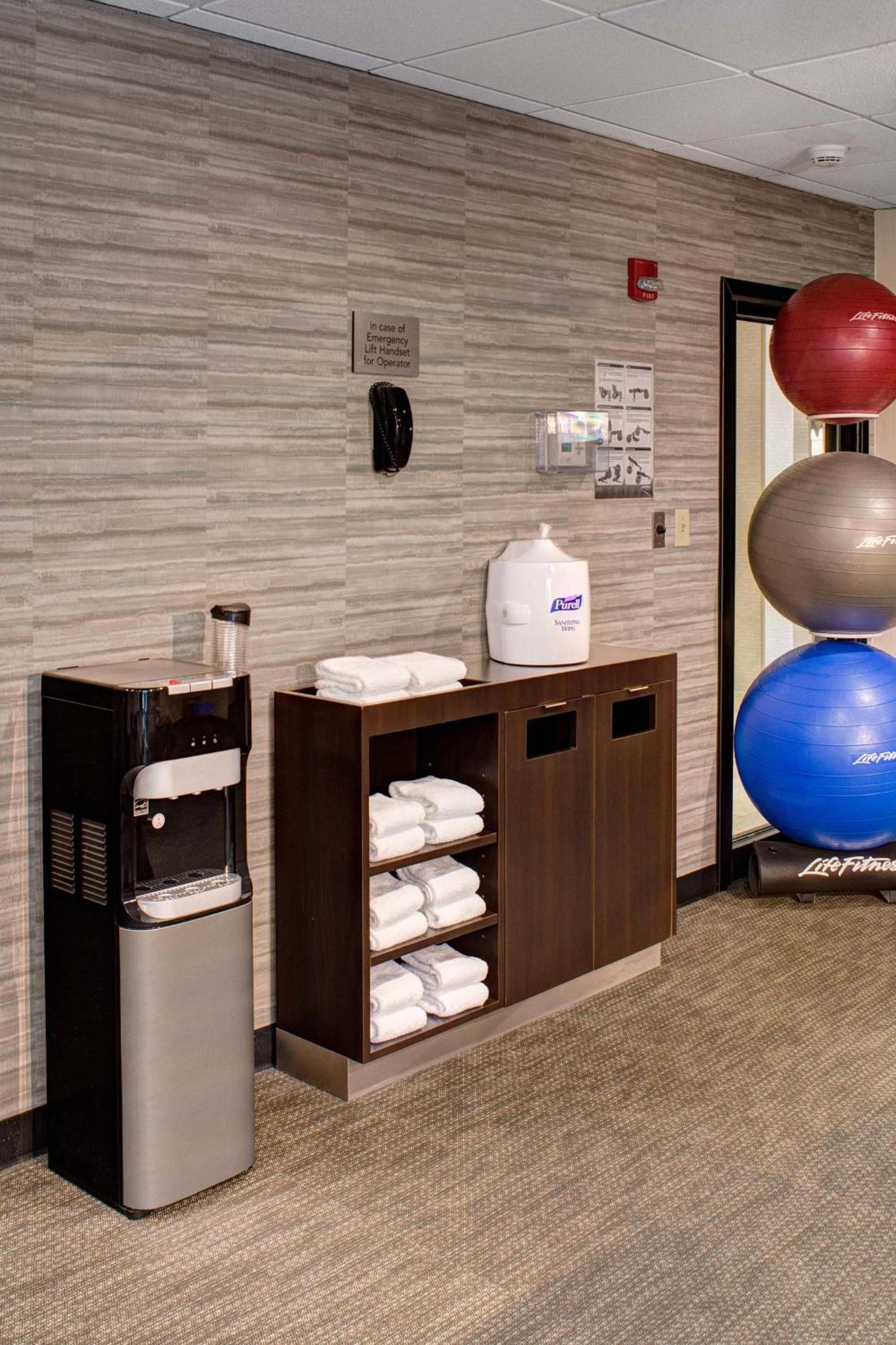 Courtyard by Marriott Columbia Northeast/Fort Jackson Area photo 45