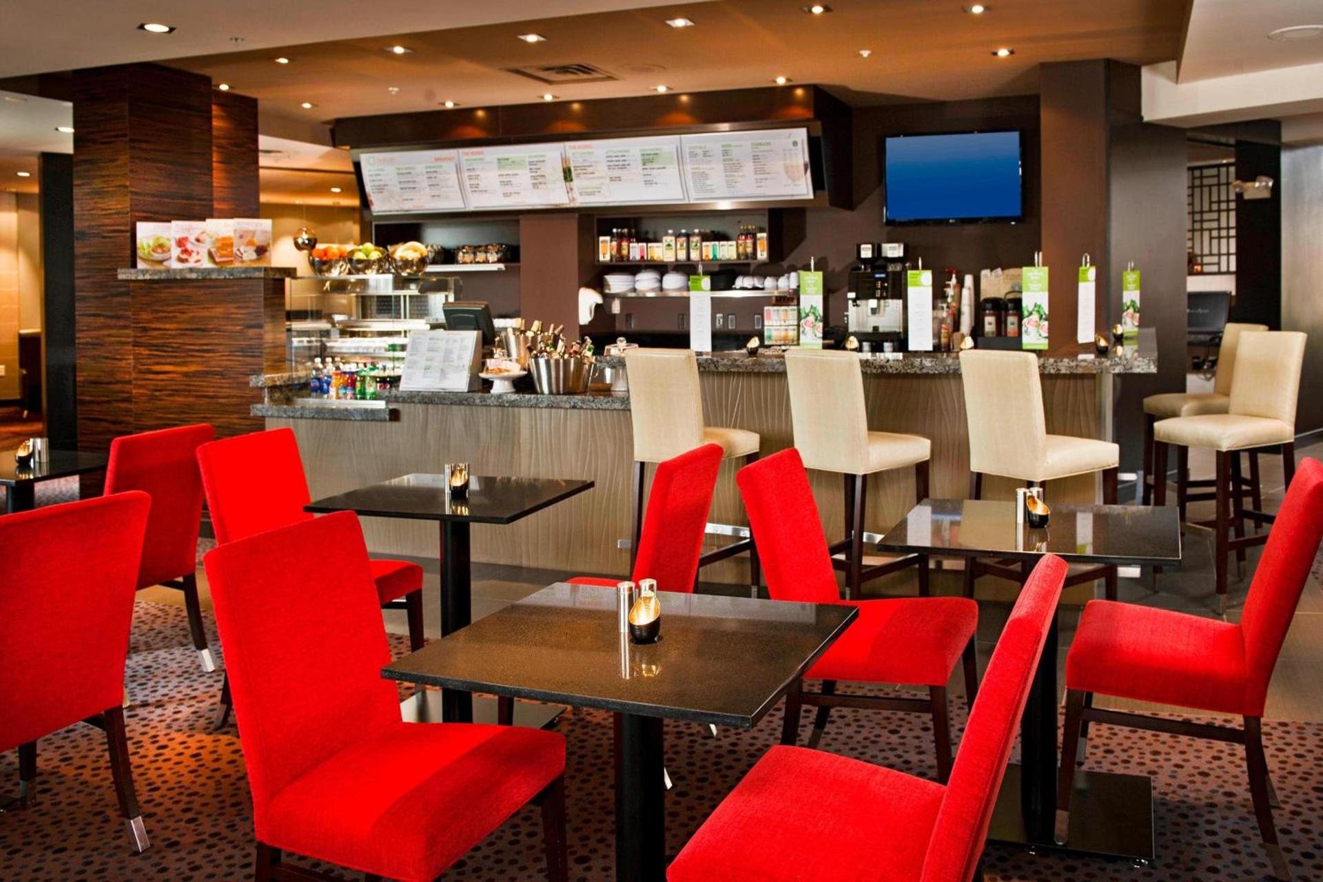 Courtyard by Marriott Dulles Town Center photo 21