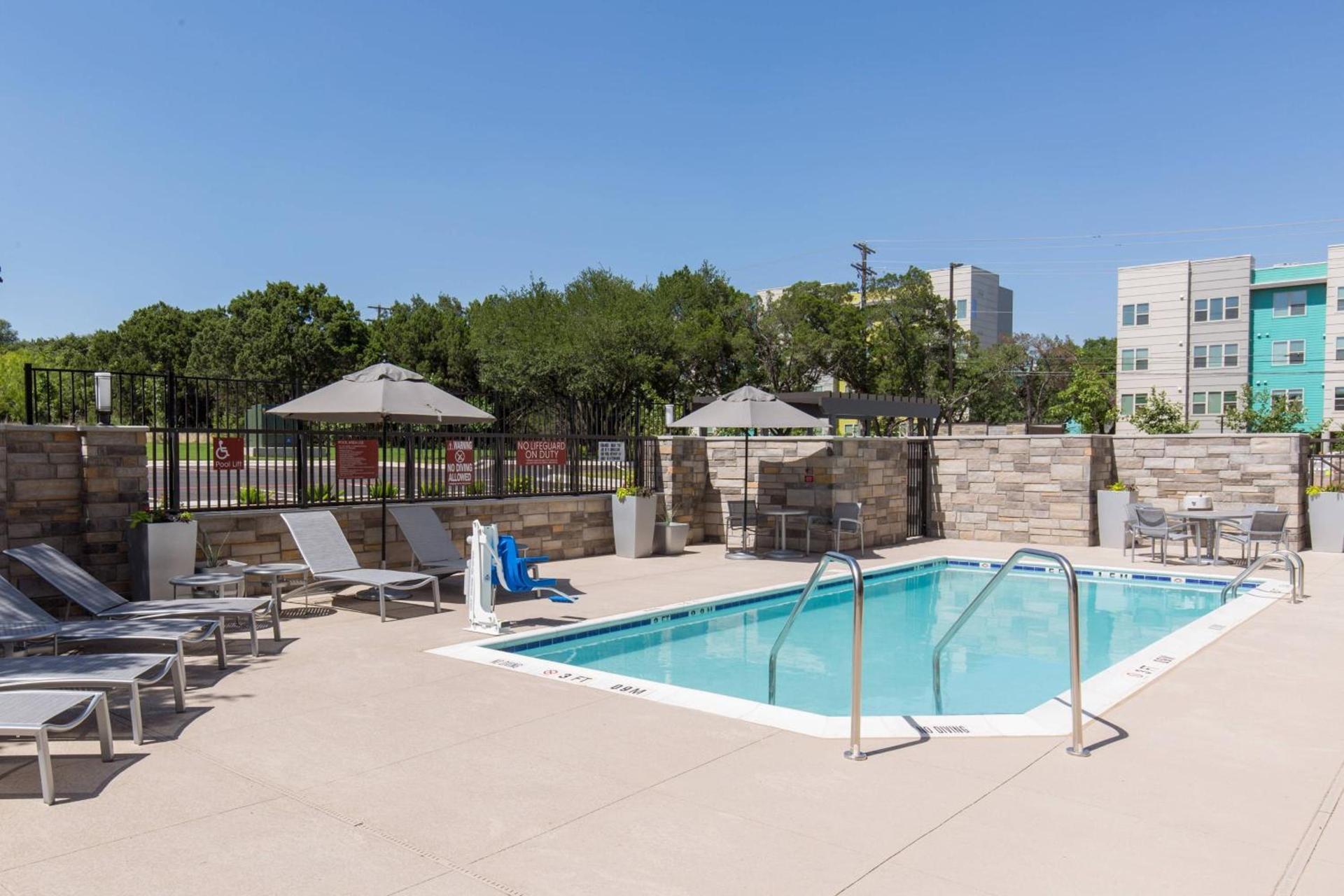 Towneplace Suites By Marriott Austin North/Lakeline photo 22