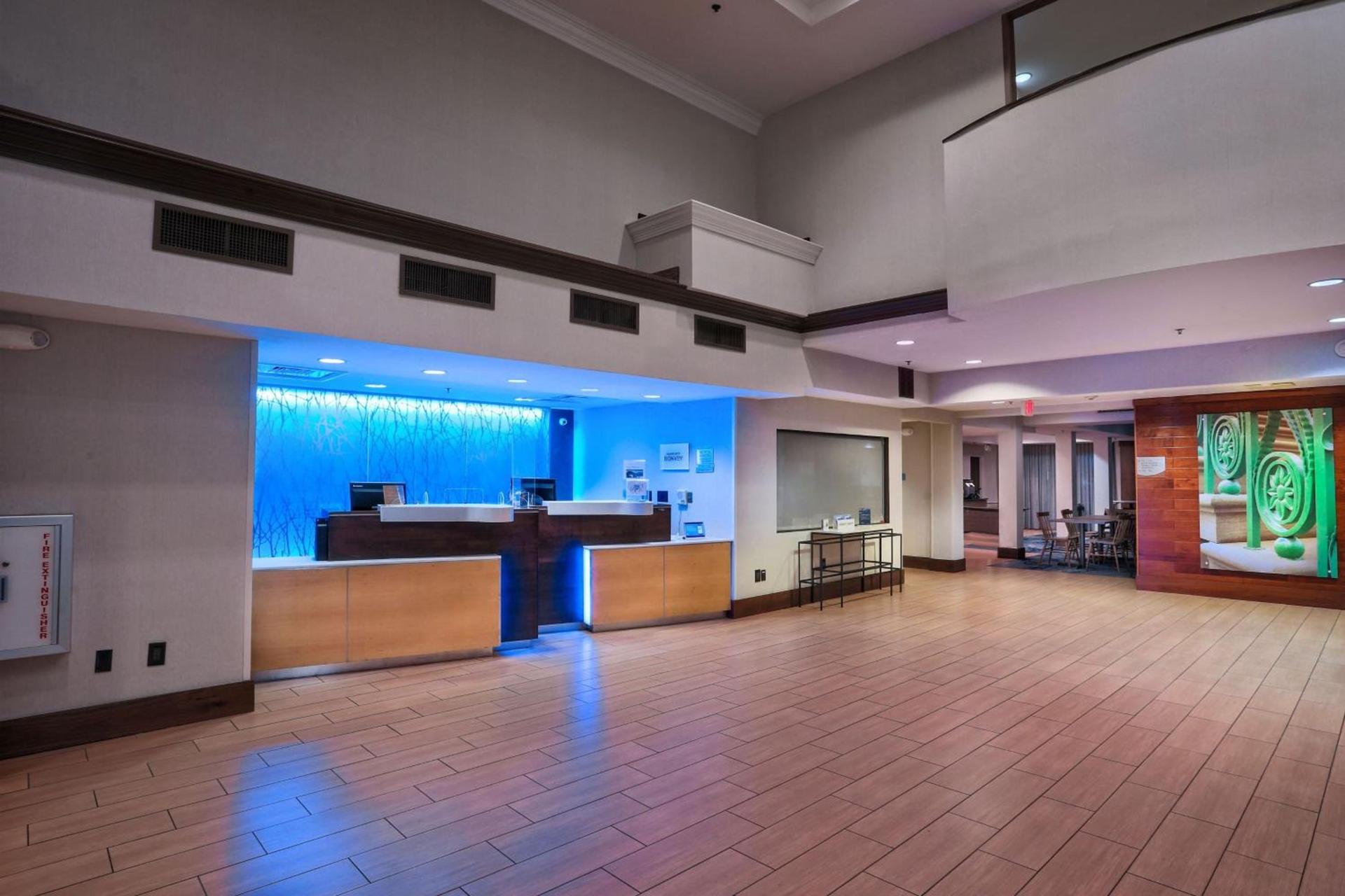 Fairfield Inn & Suites by Marriott Charleston North/Ashley Phosphate photo 7