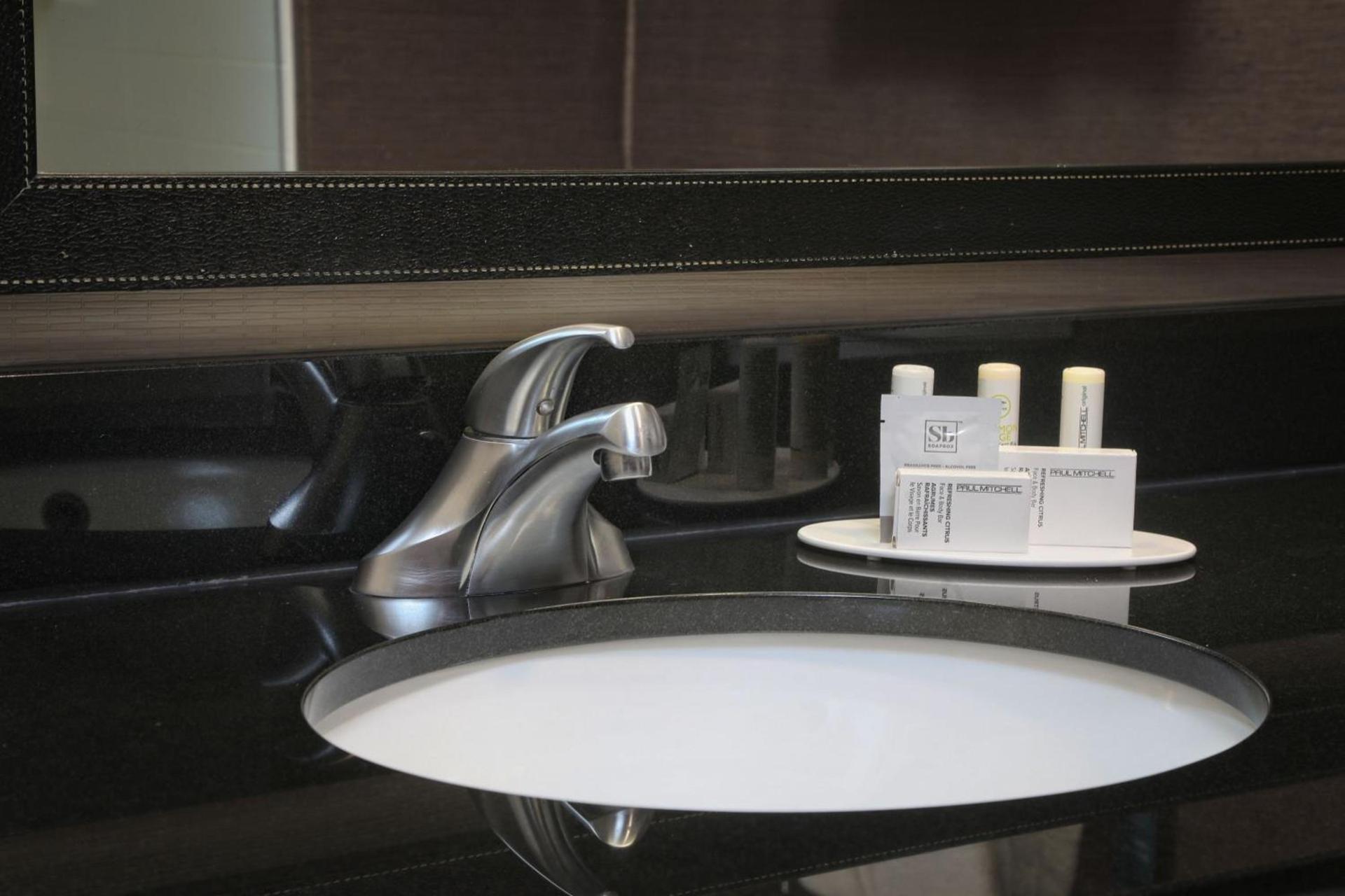 Fairfield Inn & Suites by Marriott Charleston North/Ashley Phosphate photo 19