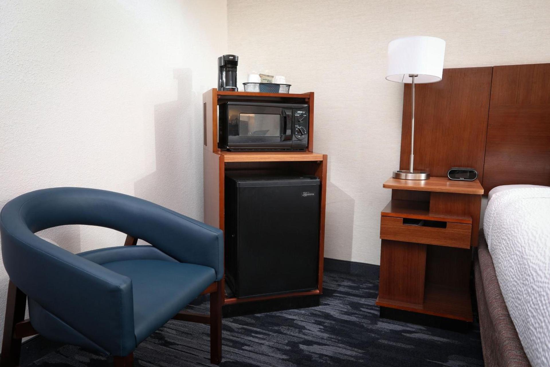 Fairfield Inn & Suites by Marriott Charleston North/Ashley Phosphate photo 18