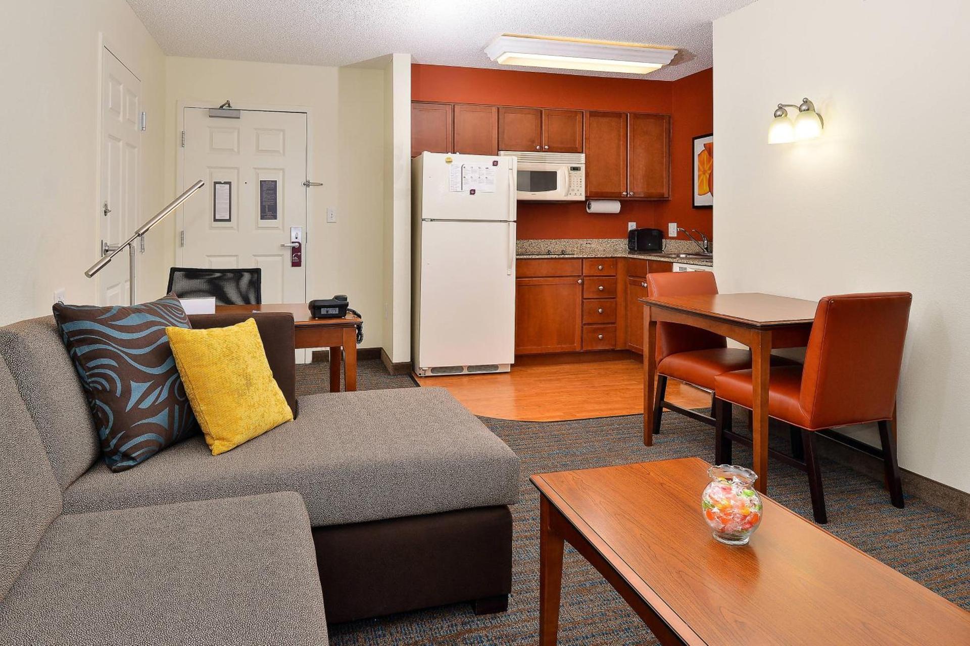 Residence Inn by Marriott Loveland Fort Collins photo 8