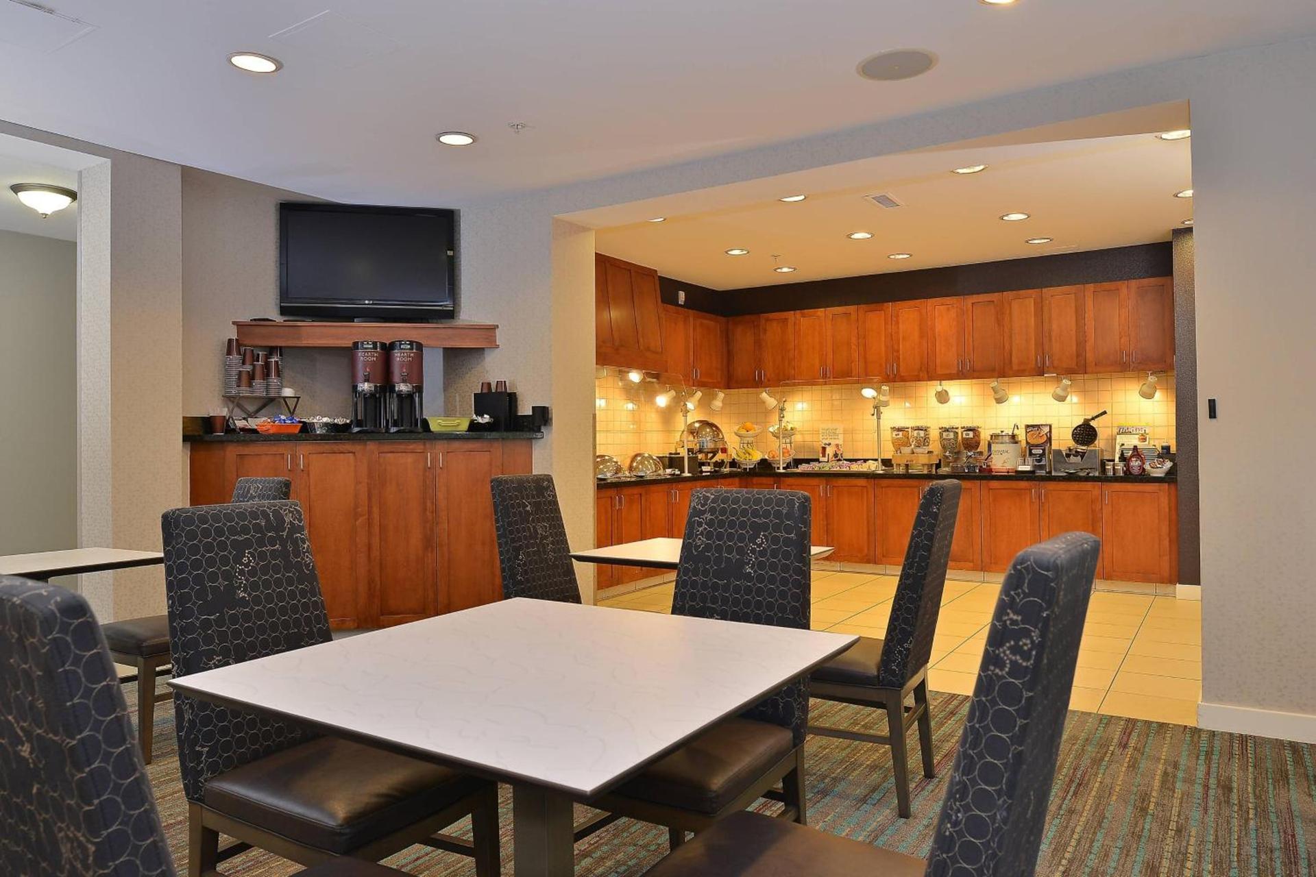 Residence Inn by Marriott Loveland Fort Collins photo 13