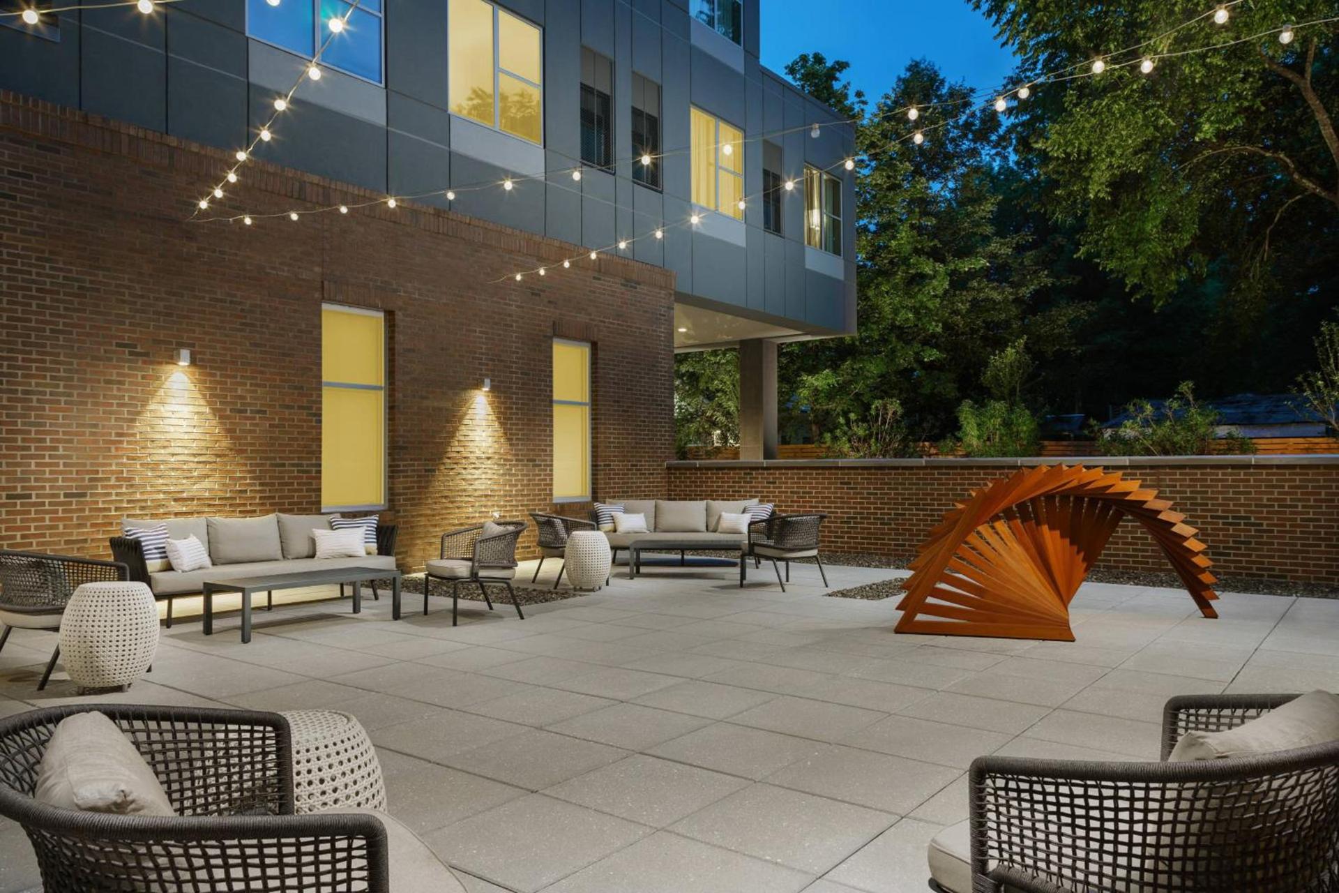 AC Hotel by Marriott Chapel Hill Downtown photo 19