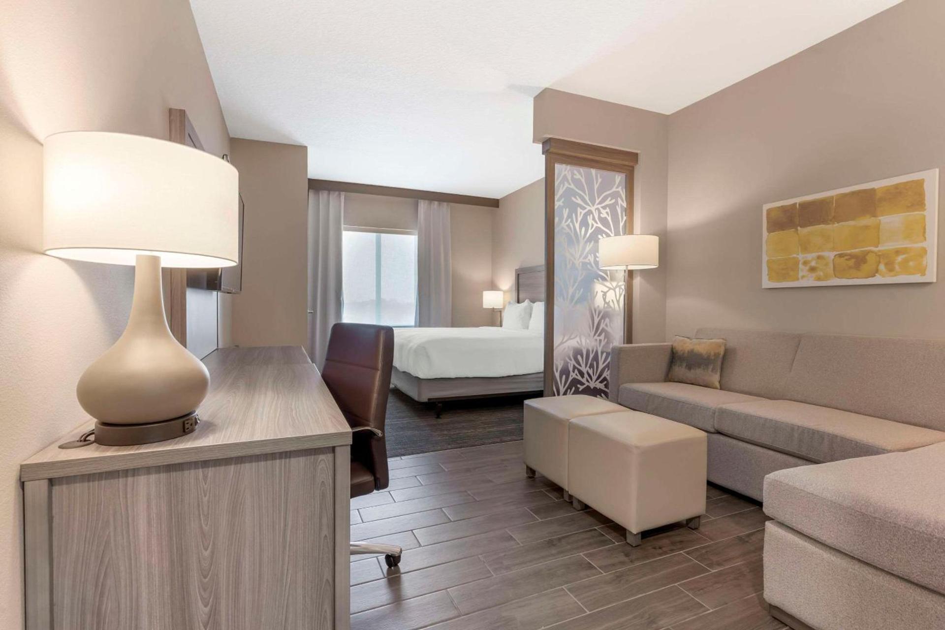 Pestana Orlando Suites - Lake Buena Vista photo 9