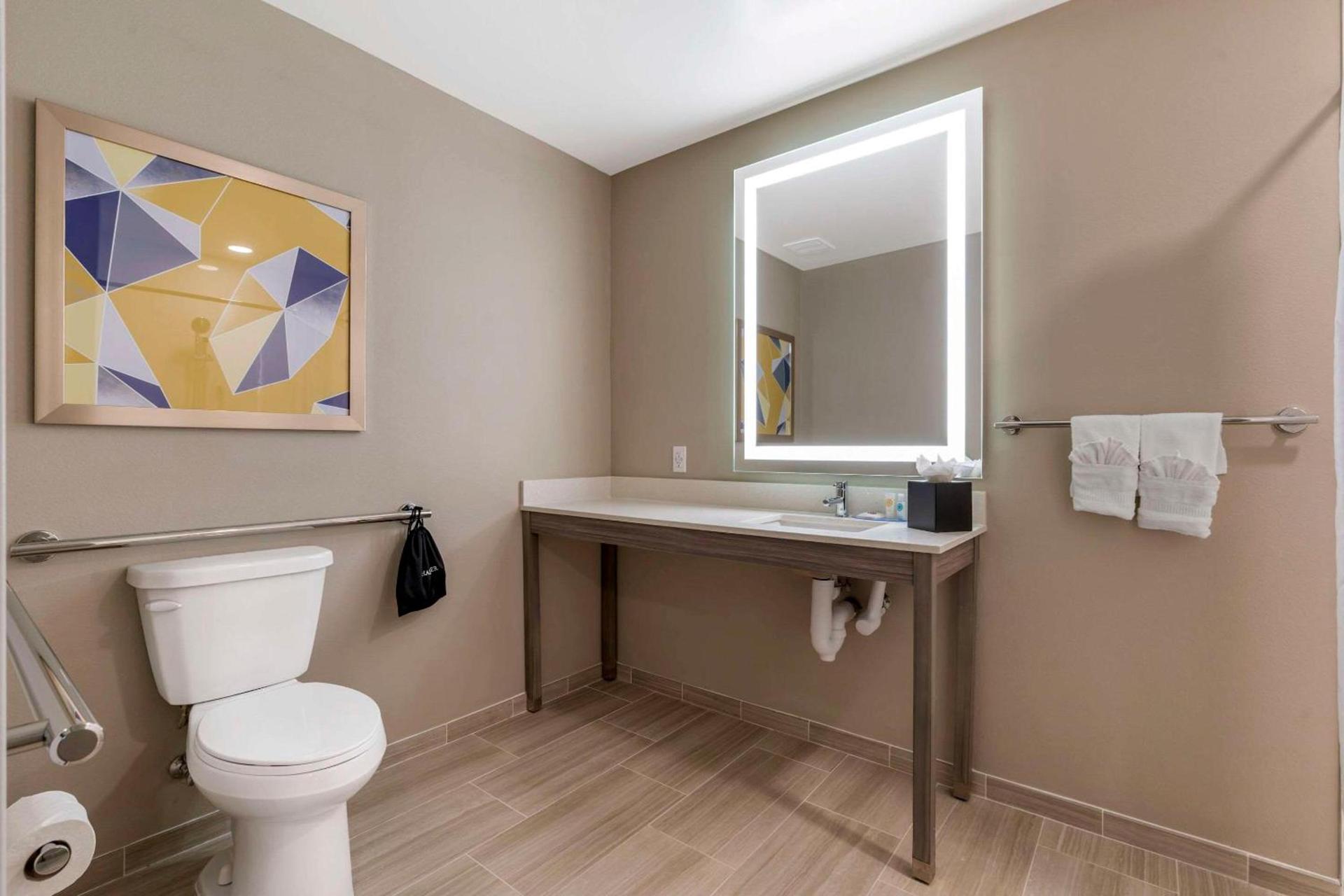 Pestana Orlando Suites - Lake Buena Vista photo 20