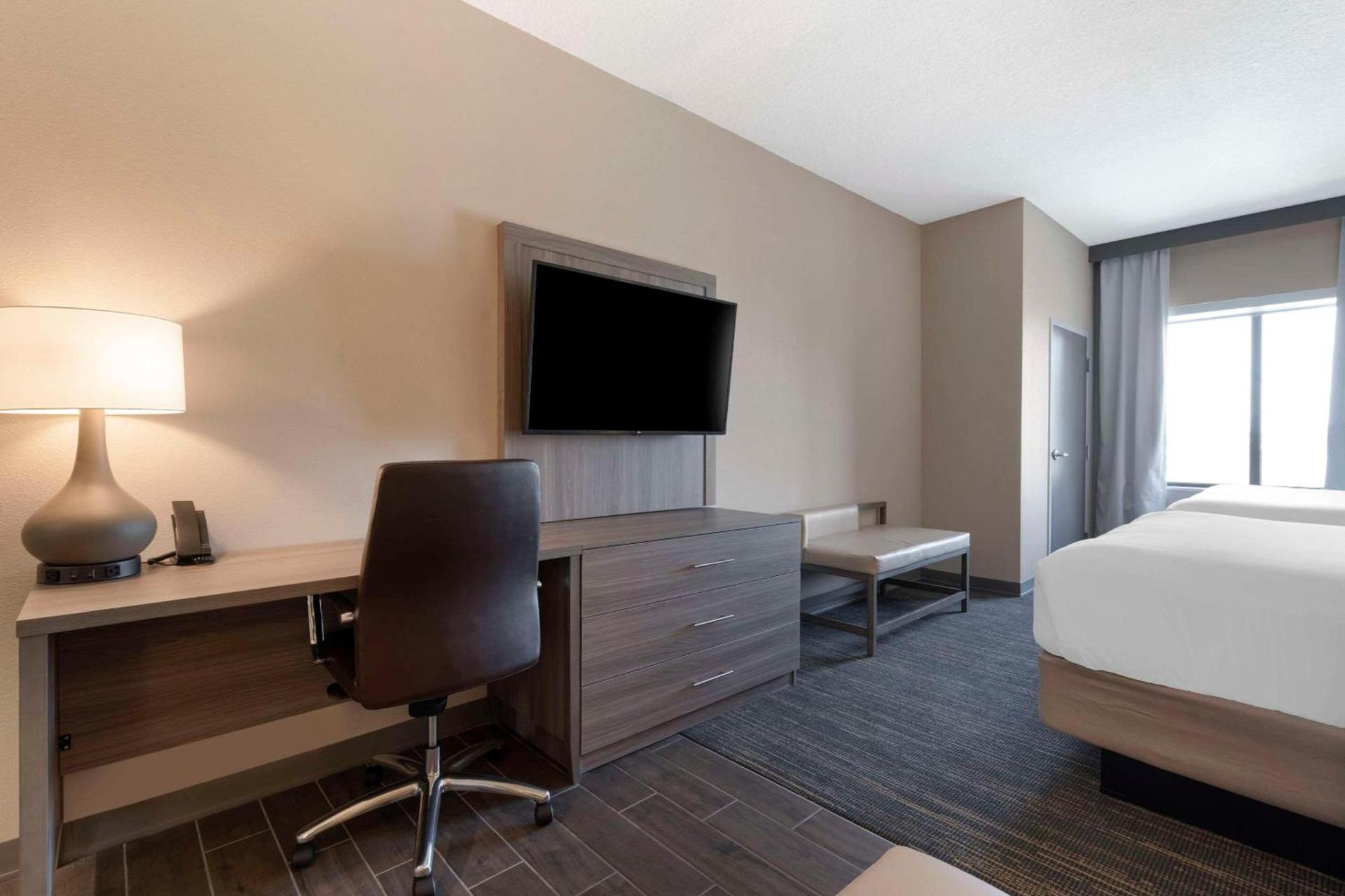 Pestana Orlando Suites - Lake Buena Vista photo 28