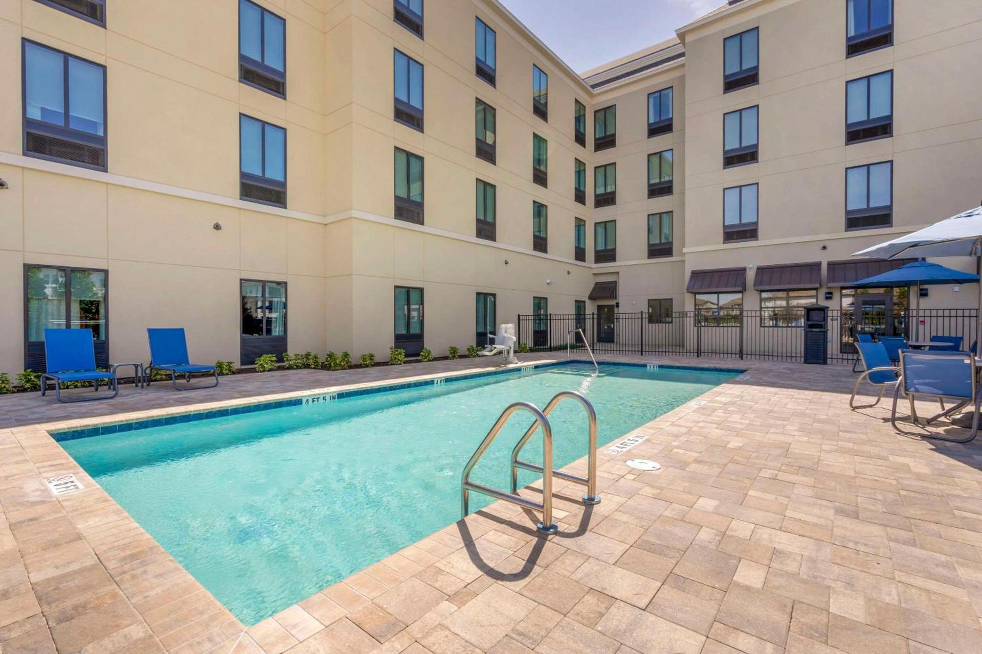 Pestana Orlando Suites - Lake Buena Vista photo 27