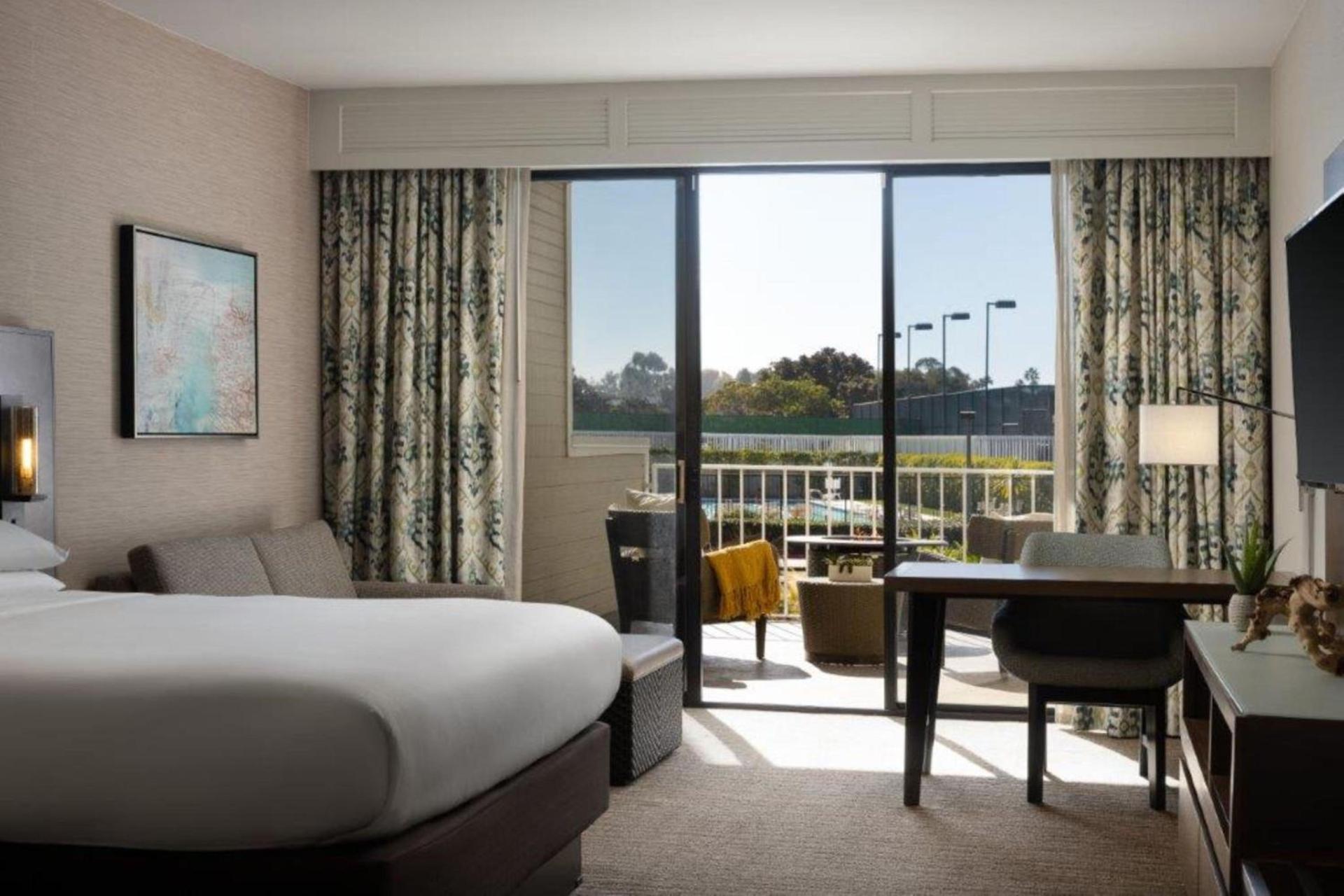 Coronado Island Marriott Resort & Spa photo 11