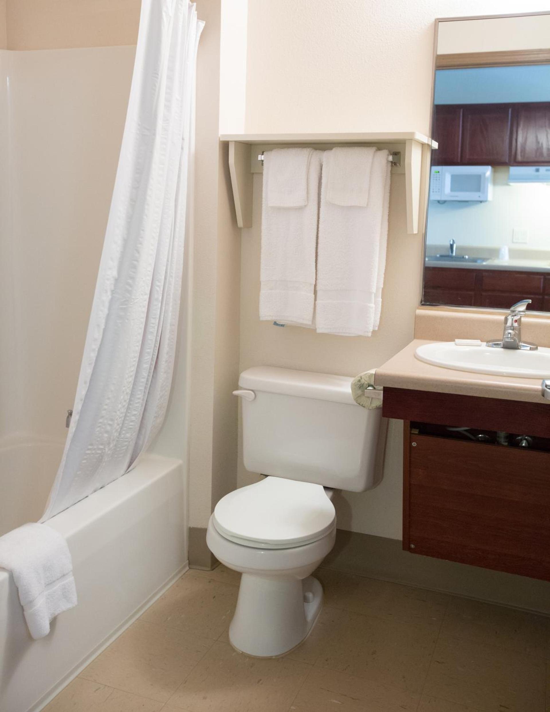 WoodSpring Suites Kansas City Liberty photo 13