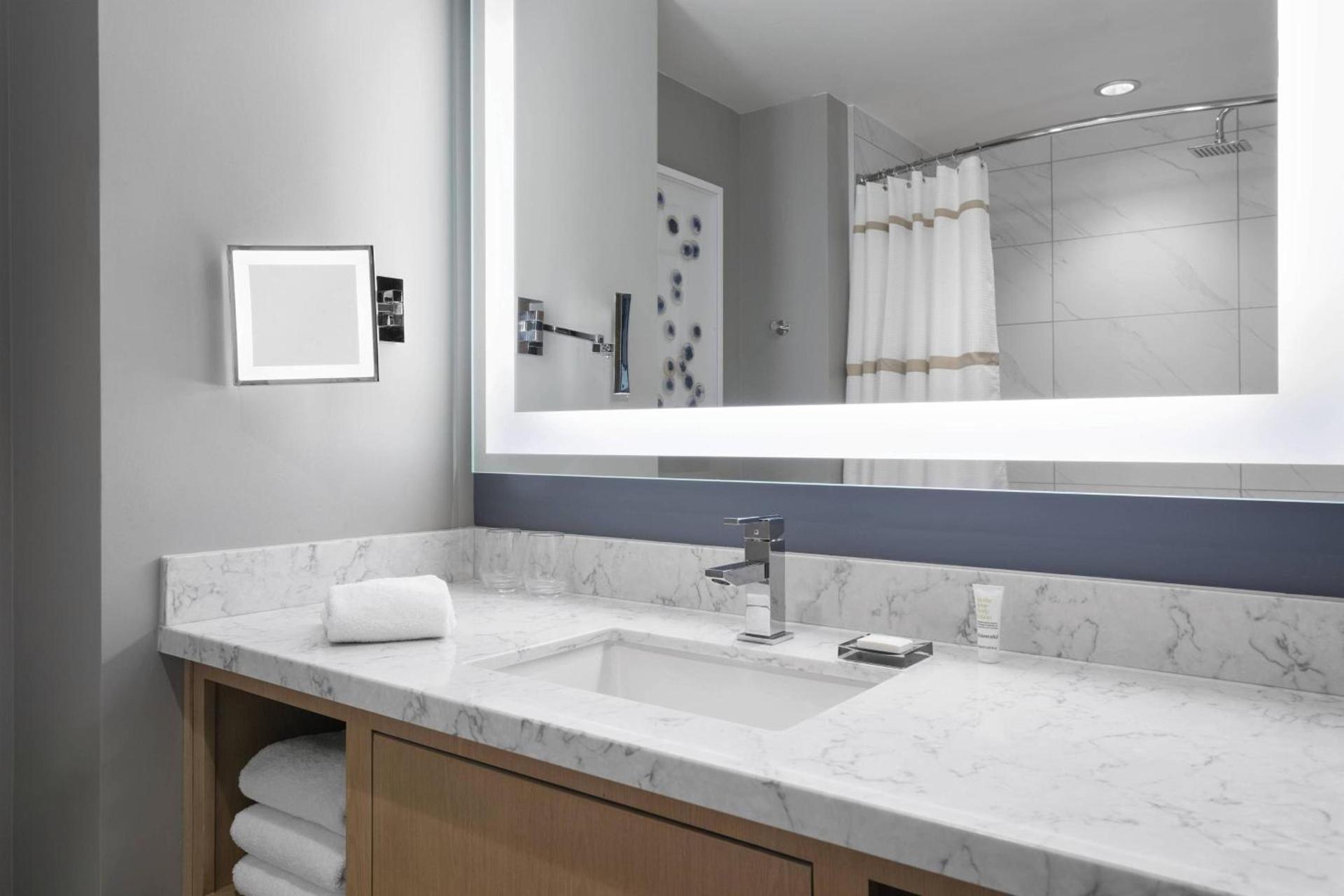 Marriott Virginia Beach Oceanfront Resort photo 32