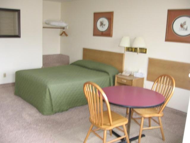 Little Bear Motel photo 10