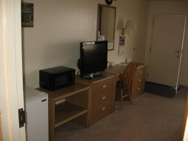 Little Bear Motel photo 39