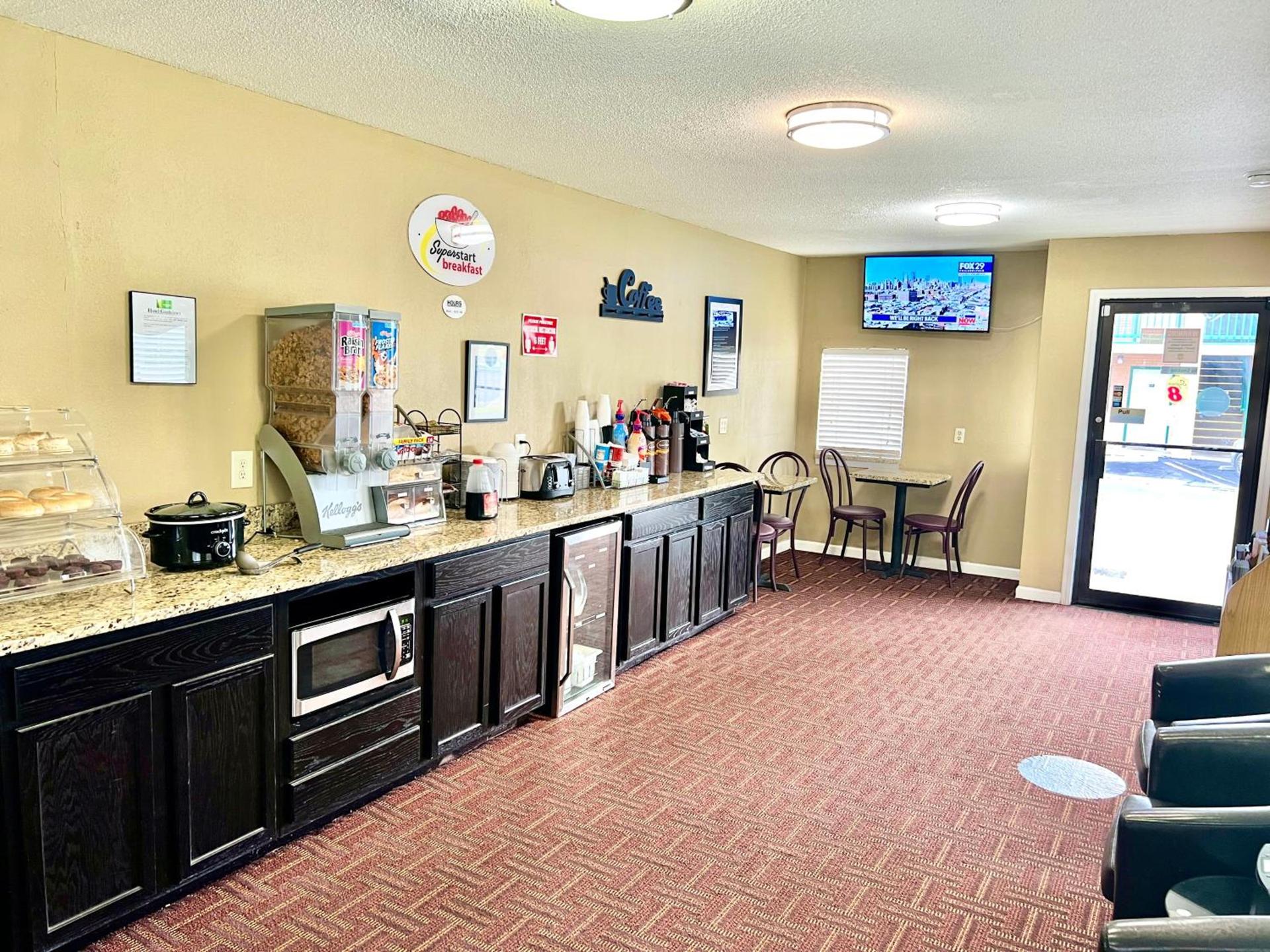 Super 8 by Wyndham Columbia/Ft. Jackson SC photo 39