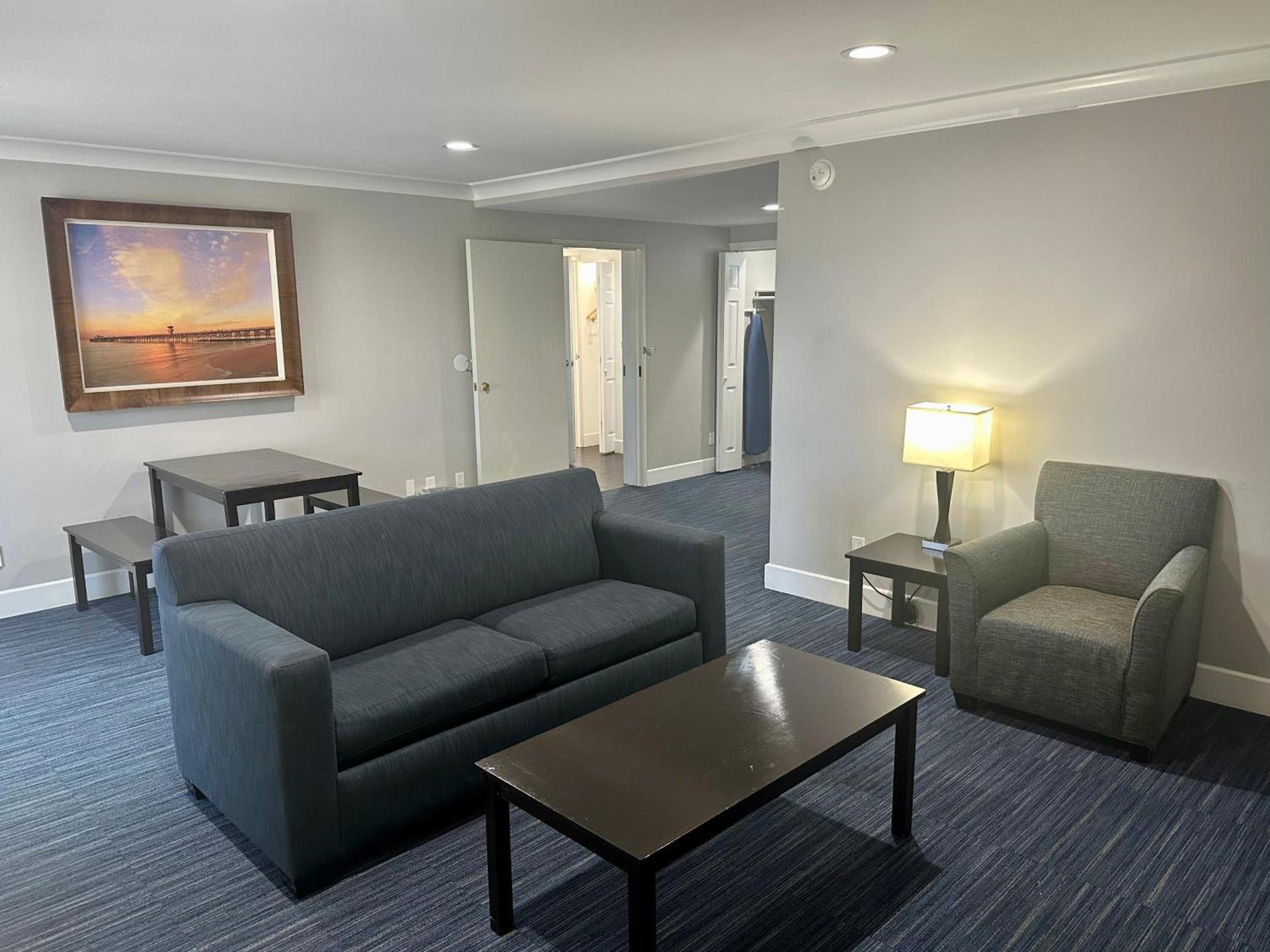 The Pacific Inn photo 36