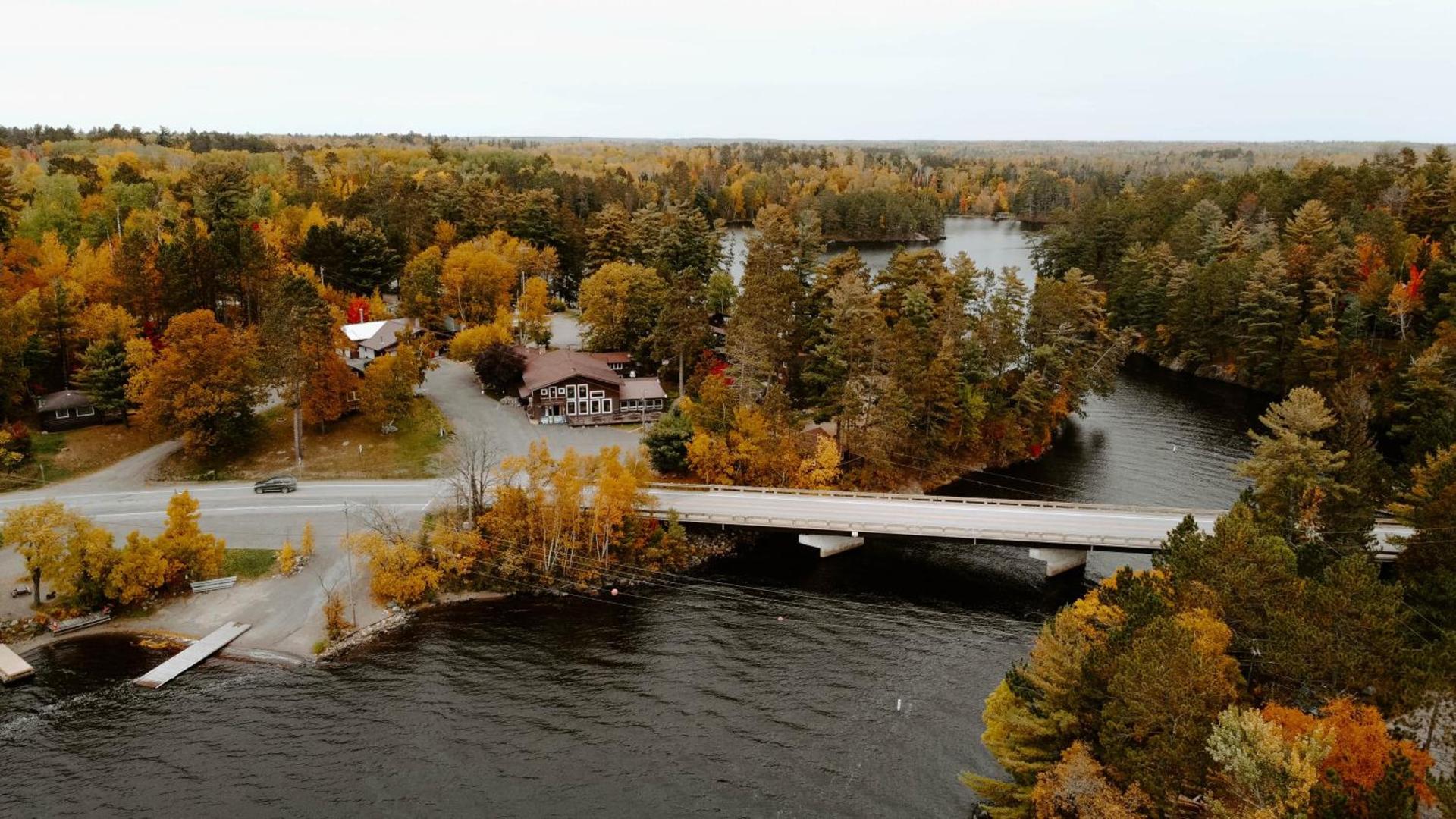 Silver Rapids Lodge & Campground photo 6
