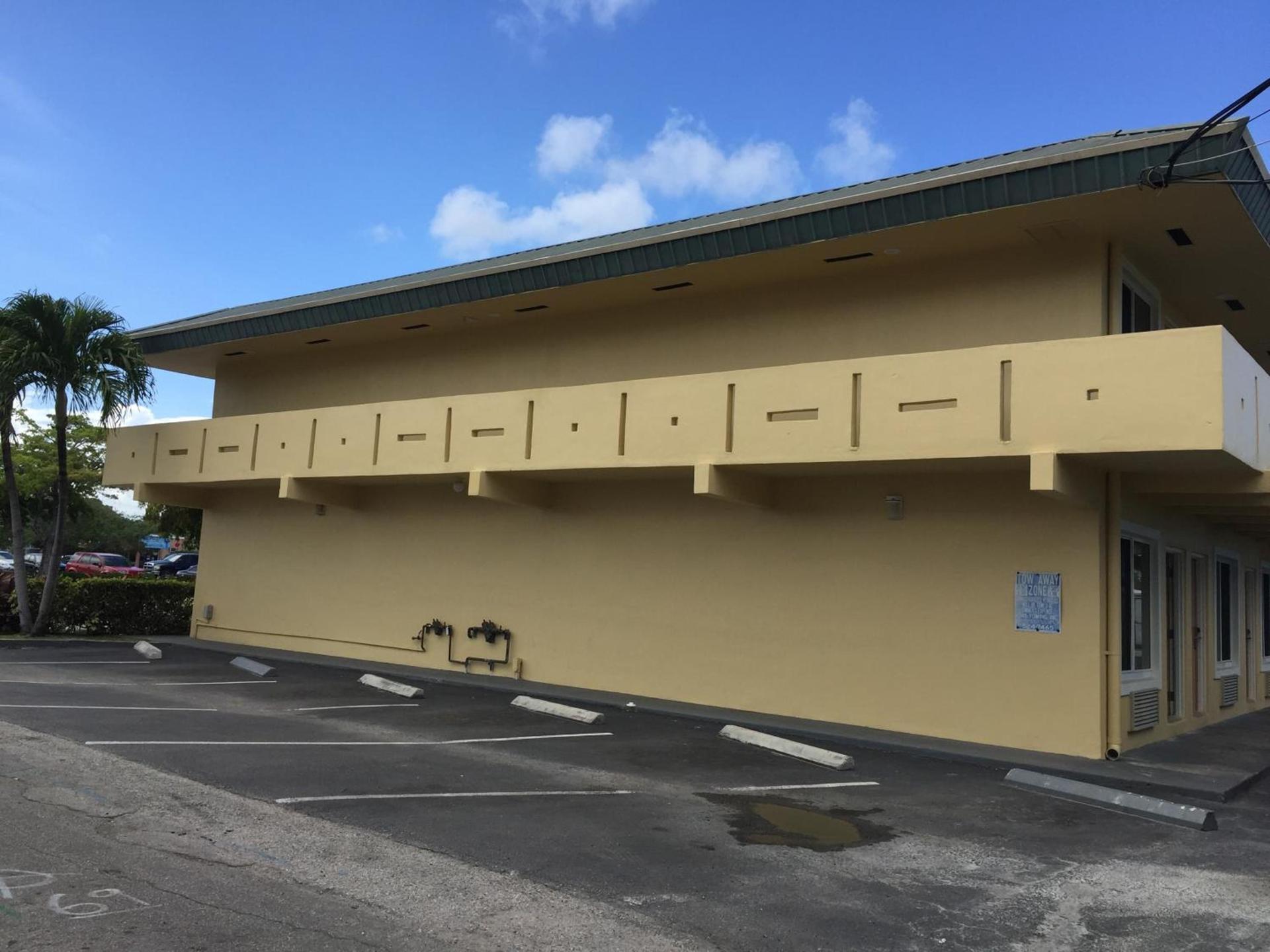 Curtis Inn & Suites photo 38