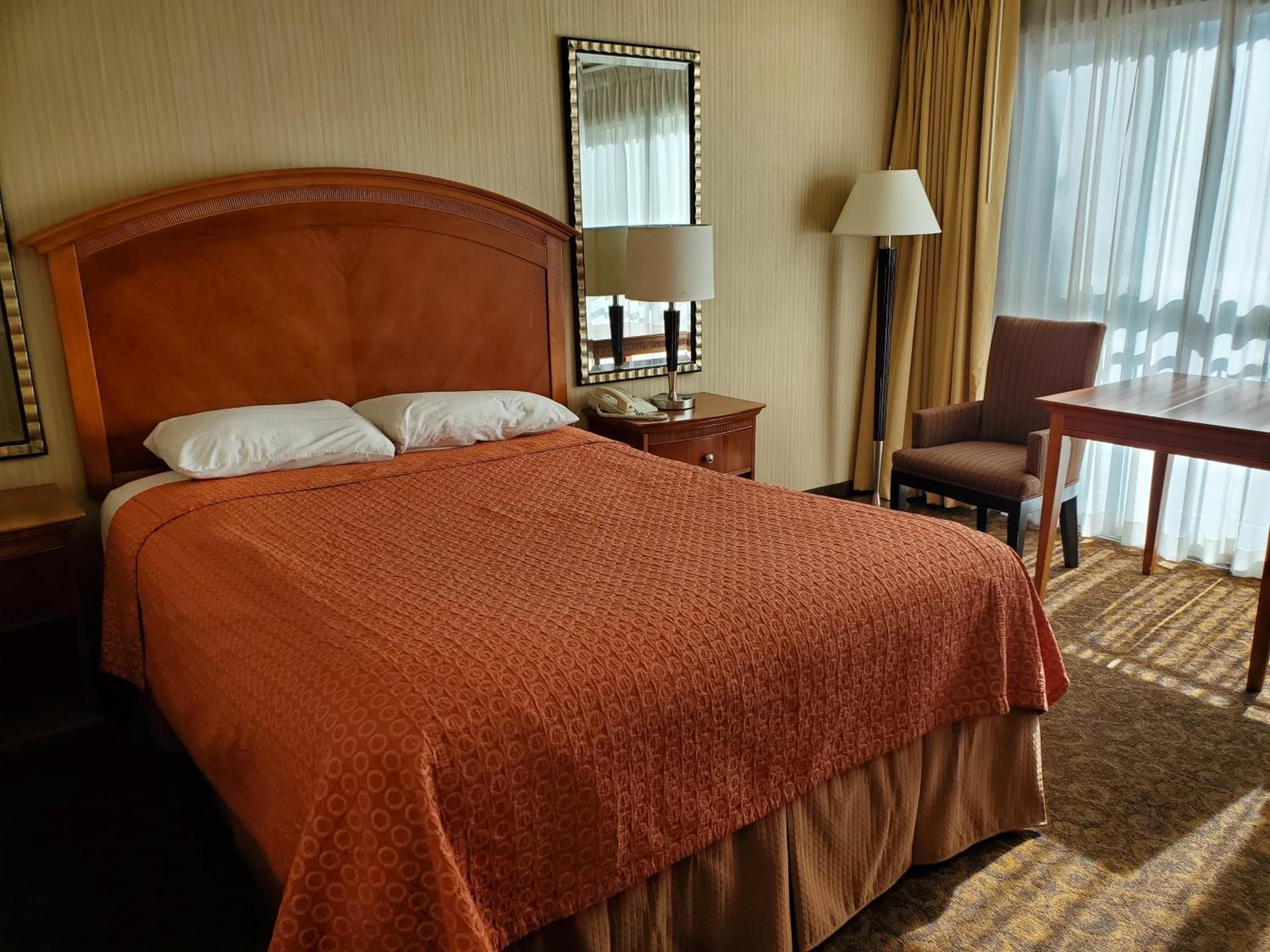 Royal Pacific Motor Inn photo 27