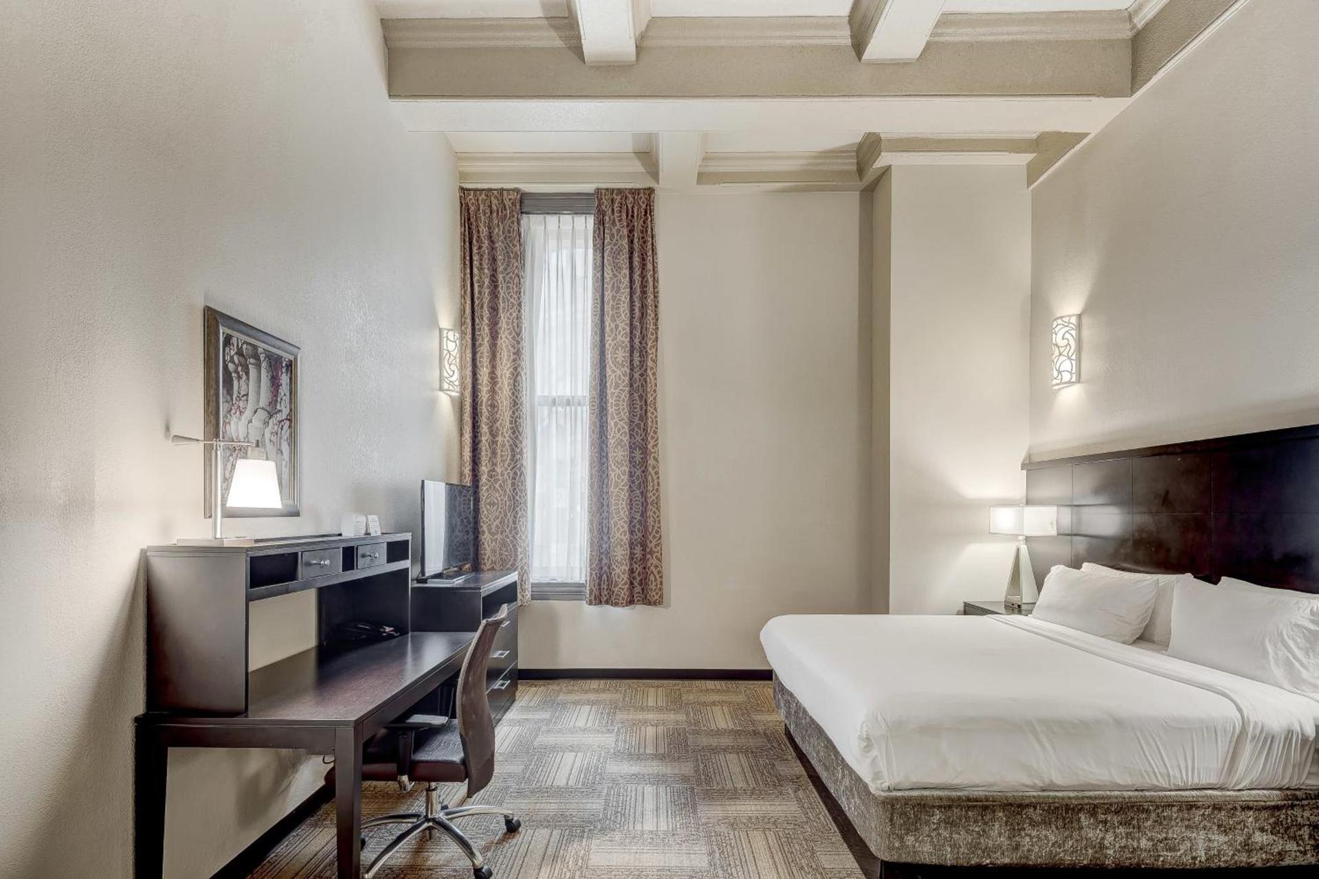 Staybridge Suites Baltimore - Inner Harbor by IHG photo 75