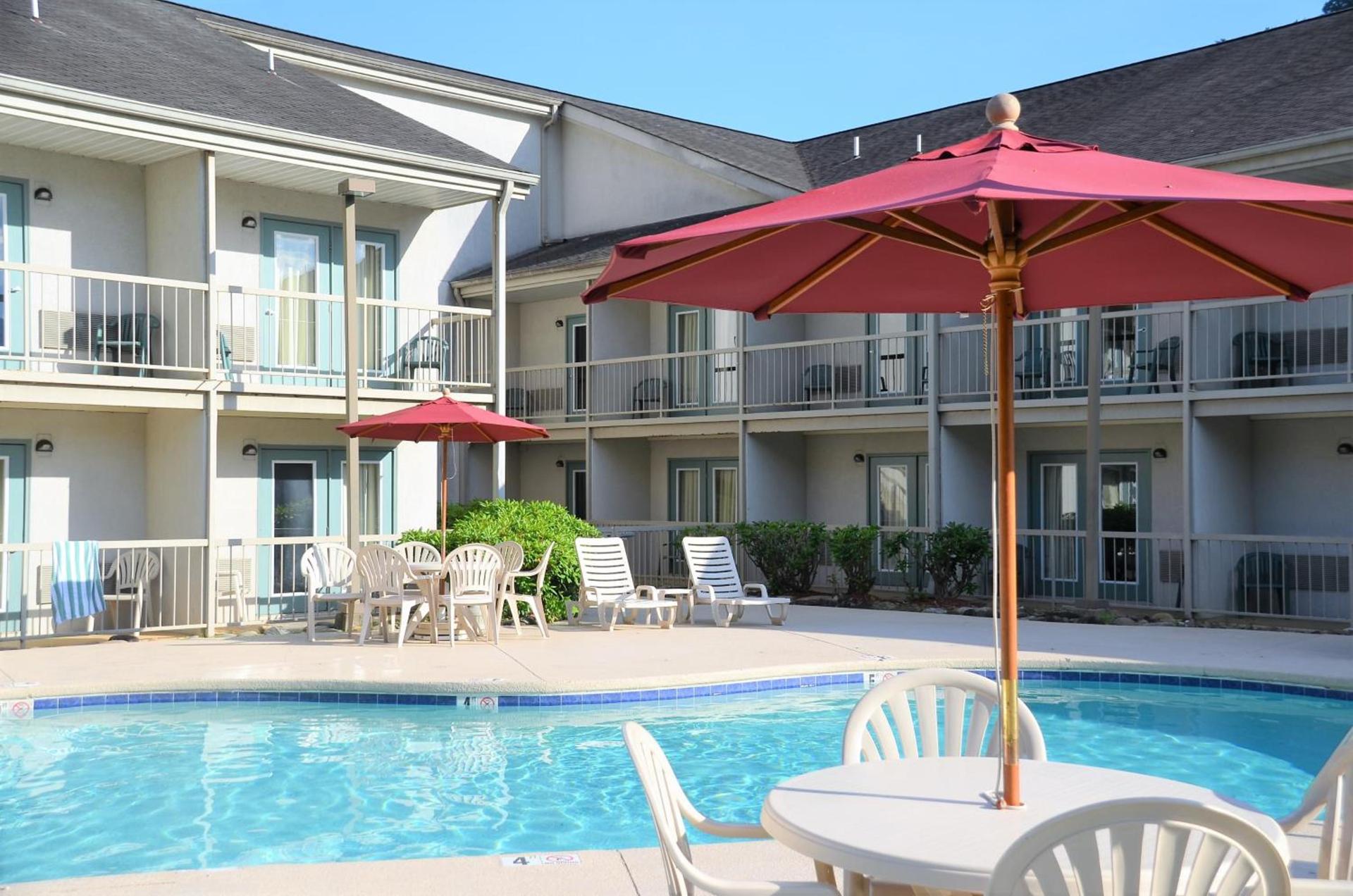 Quality Inn Cherokee Riverside photo 43