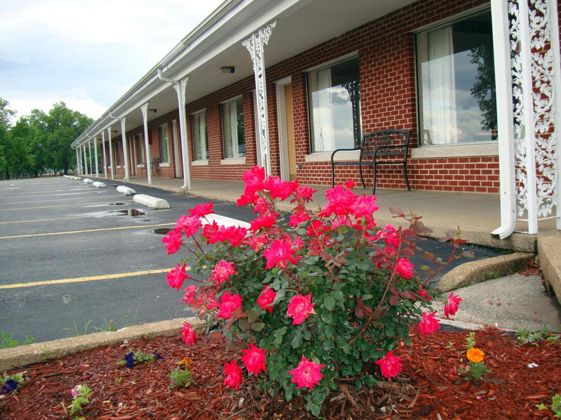 Eldon Inn photo 3