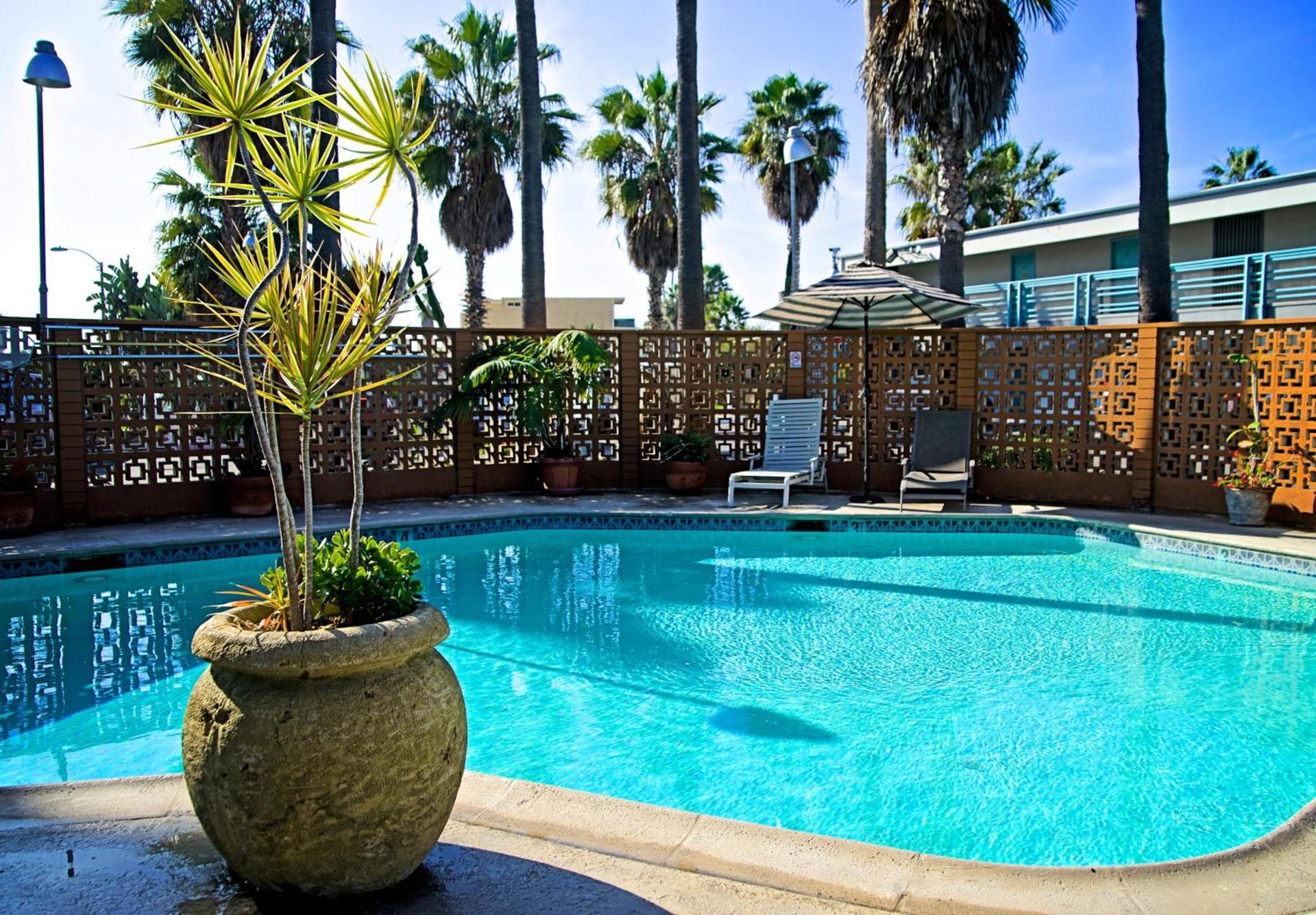 Ocean Villa Inn photo 3