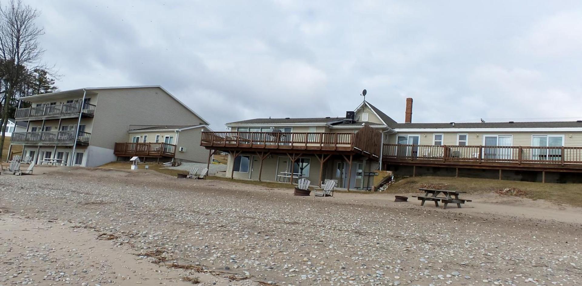 Algoma Beach Motel photo 98