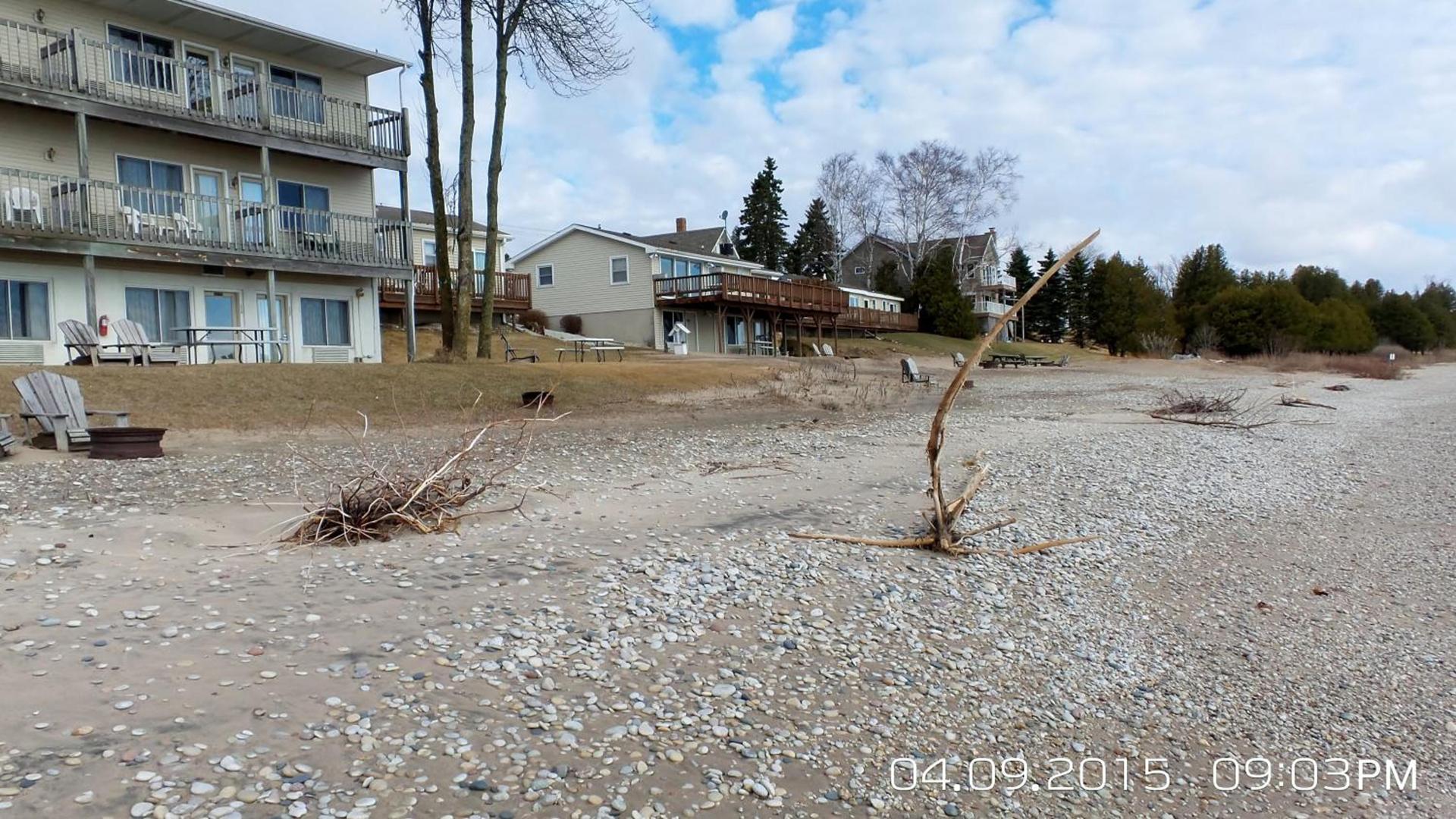 Algoma Beach Motel photo 89