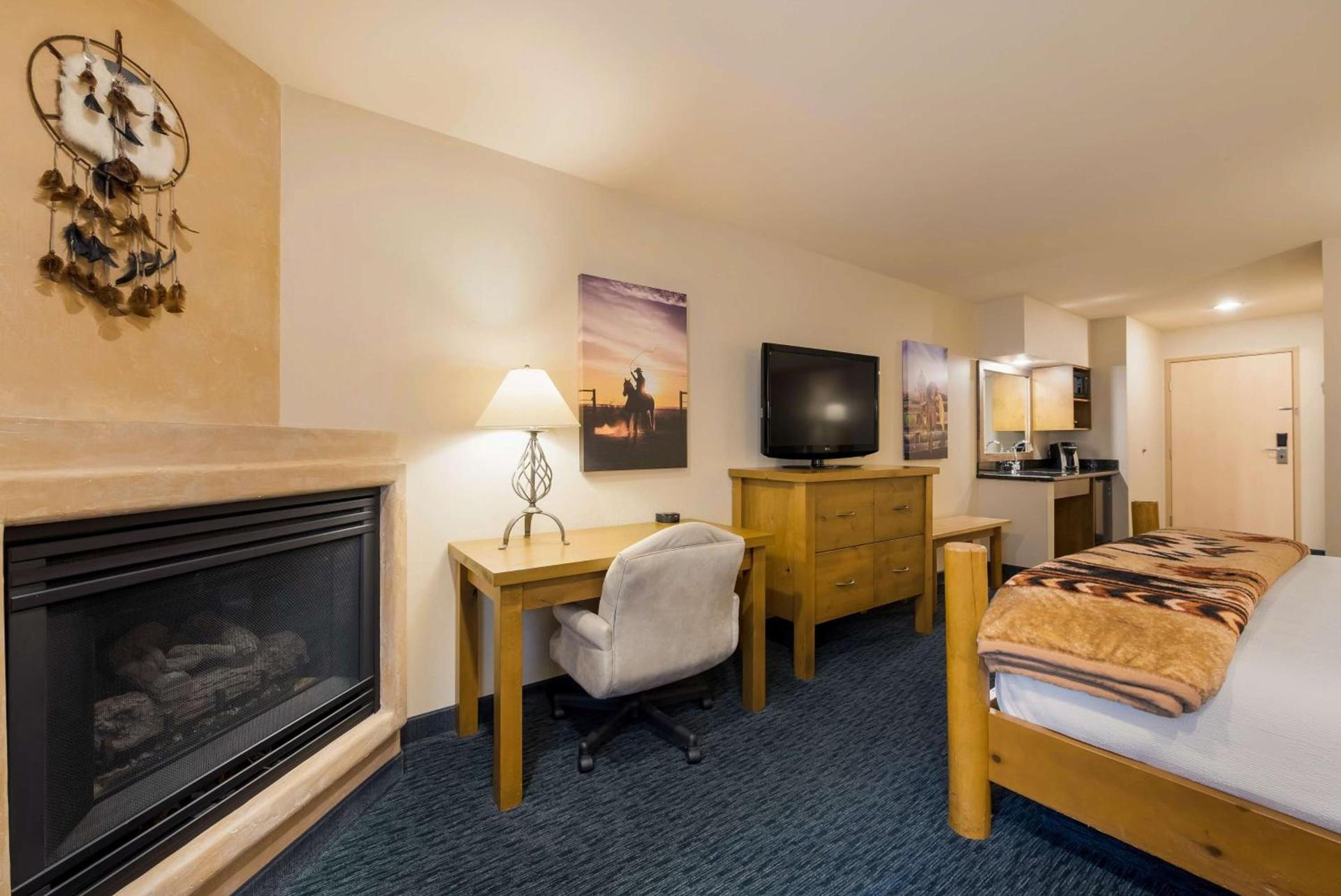 Best Western Plus Kentwood Lodge photo 25