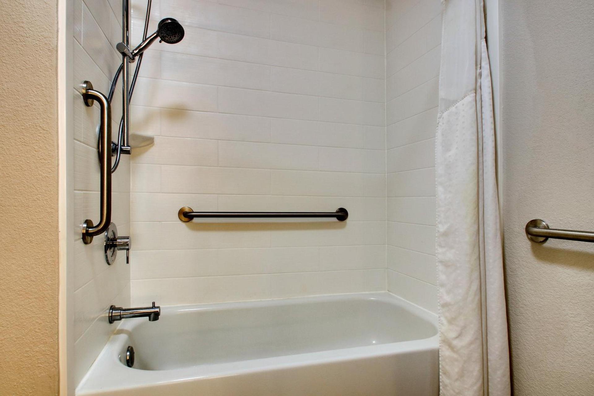 Holiday Inn Express & Suites Laurel by IHG photo 21