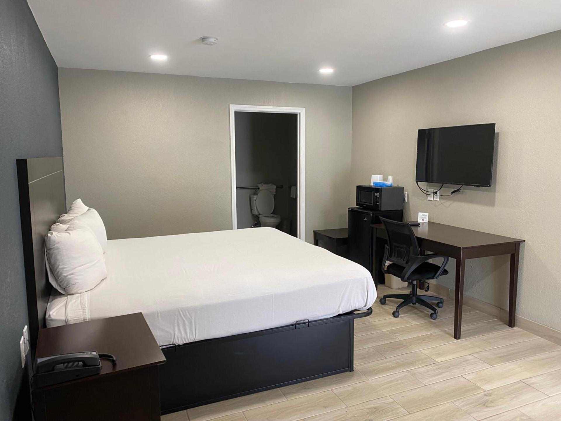 Falcon Executive Inn photo 5
