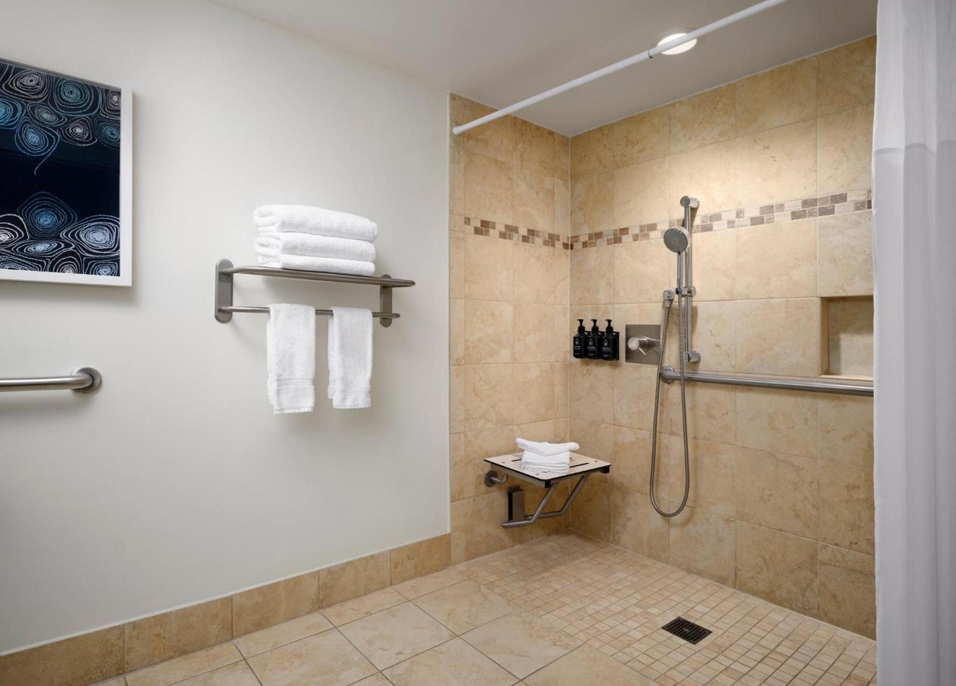 Hotel Indigo San Diego Del Mar by IHG photo 45