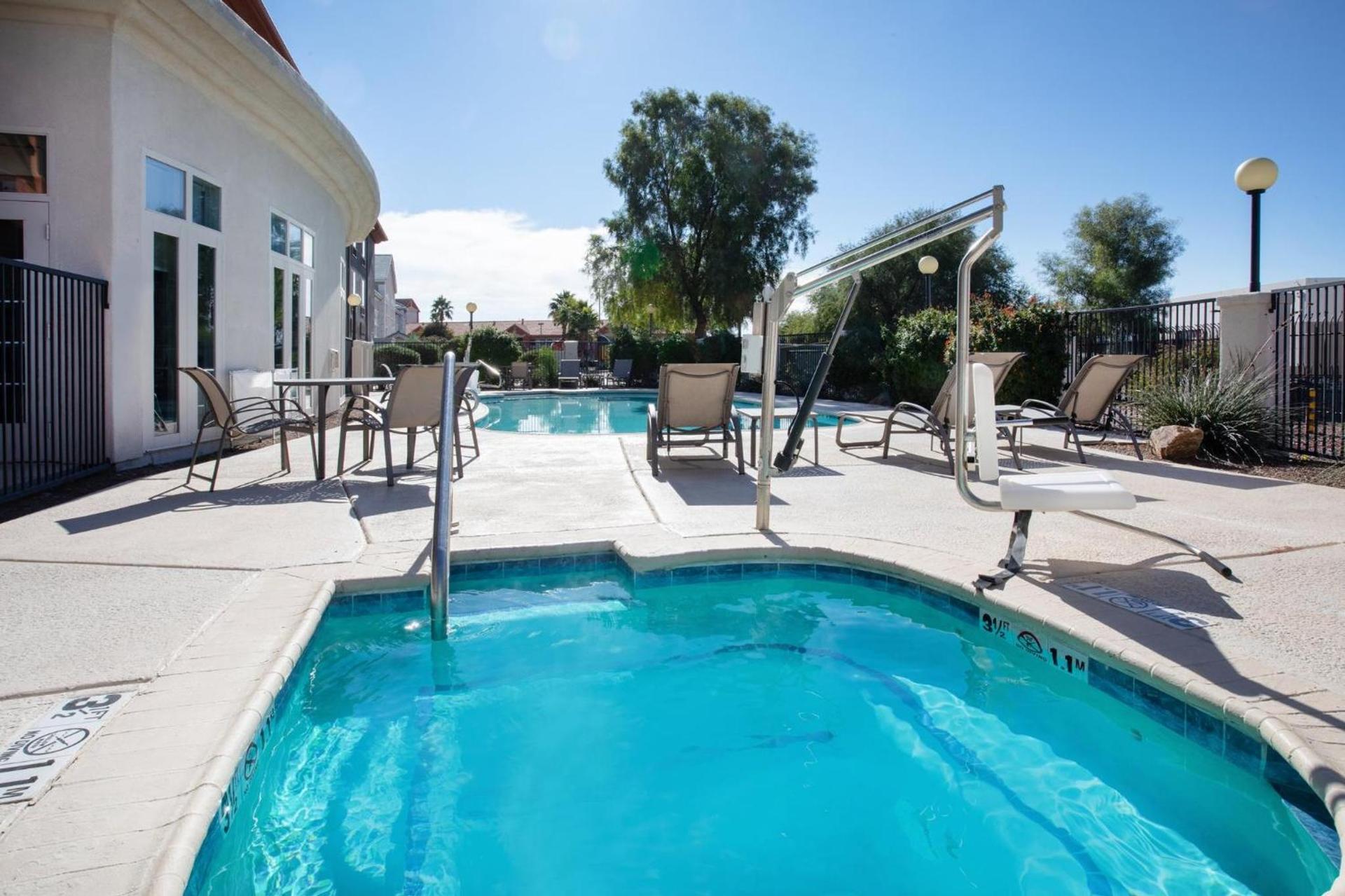 Holiday Inn Express & Suites Tucson by IHG photo 22