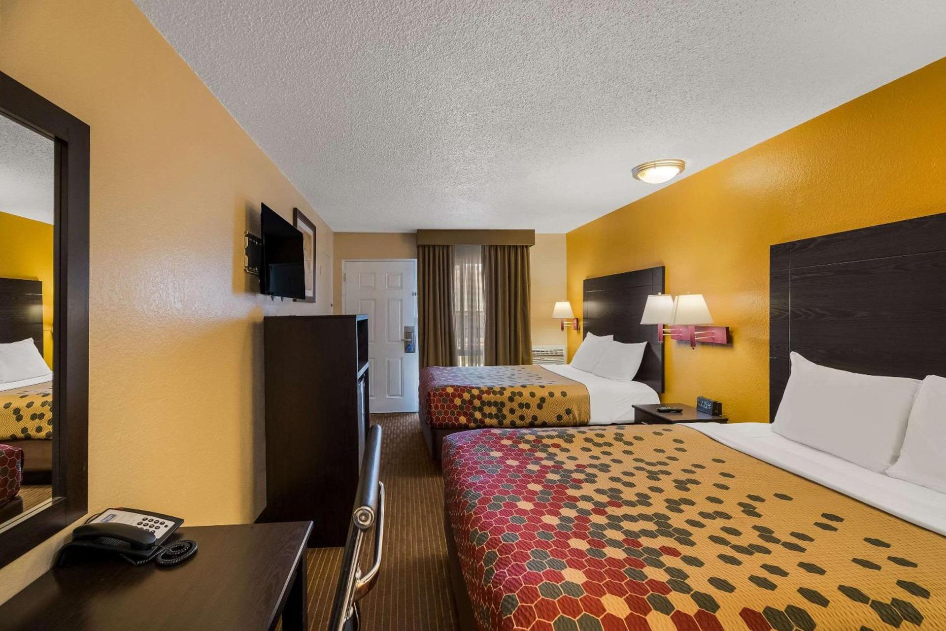 Rodeway Inn Flagstaff-Downtown photo 26
