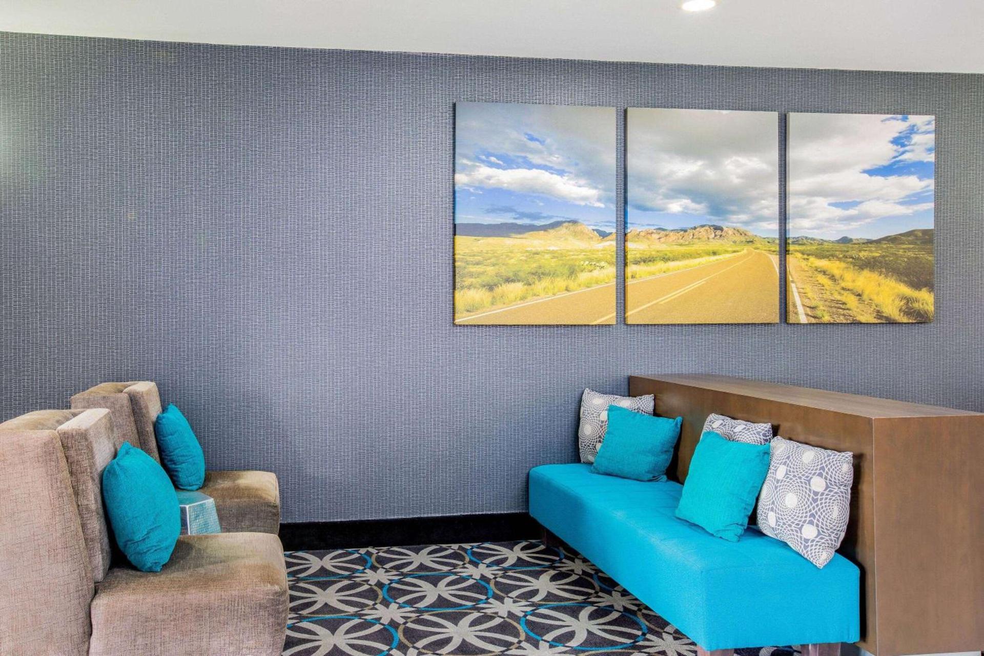 La Quinta by Wyndham Mission at West McAllen photo 9